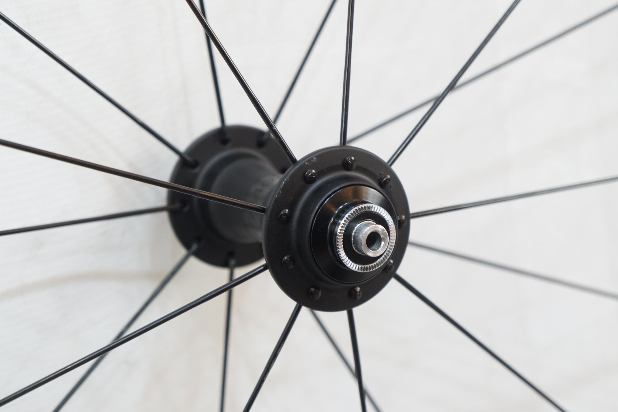 BONTRAGER 「ボントレガー」 PARADIGM TLR シマノ11速 ホイールセット / バイチャリ浦和ベース