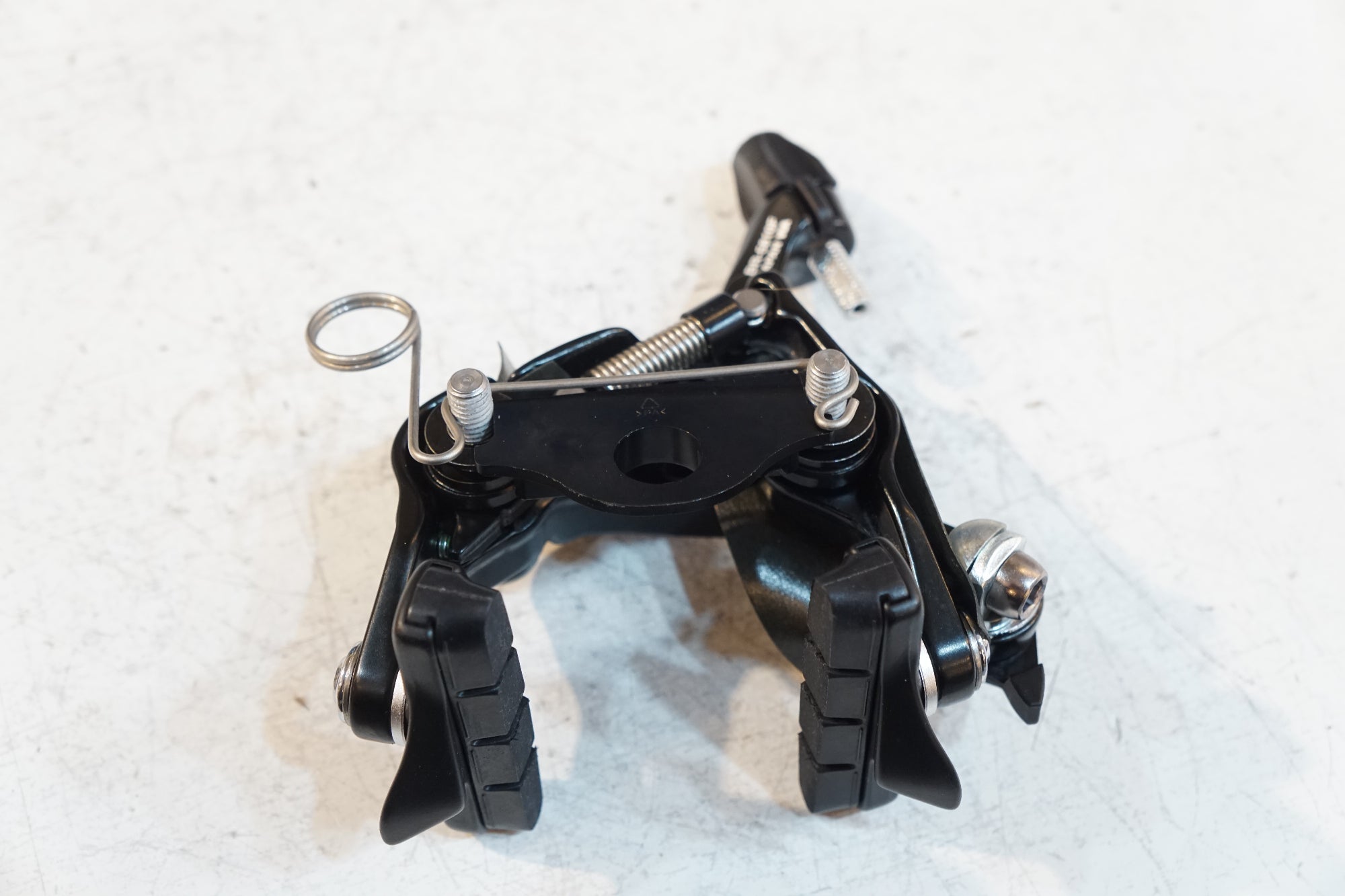 SHIMANO 「シマノ」 105 BR-5810-F ダイレクトマウントキャリパー