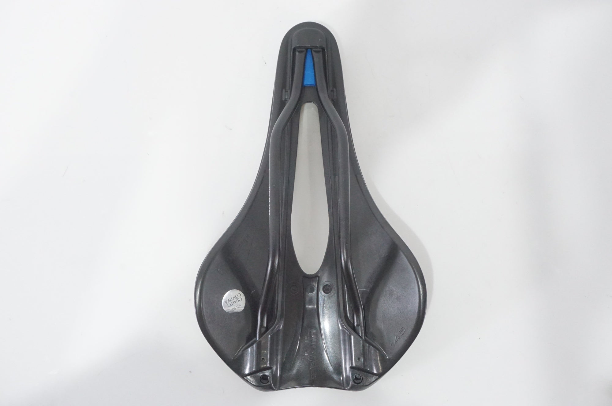 SELLE ITALIA 「セライタリア」 NOVUS B00ST EVO サドル / AKIBA
