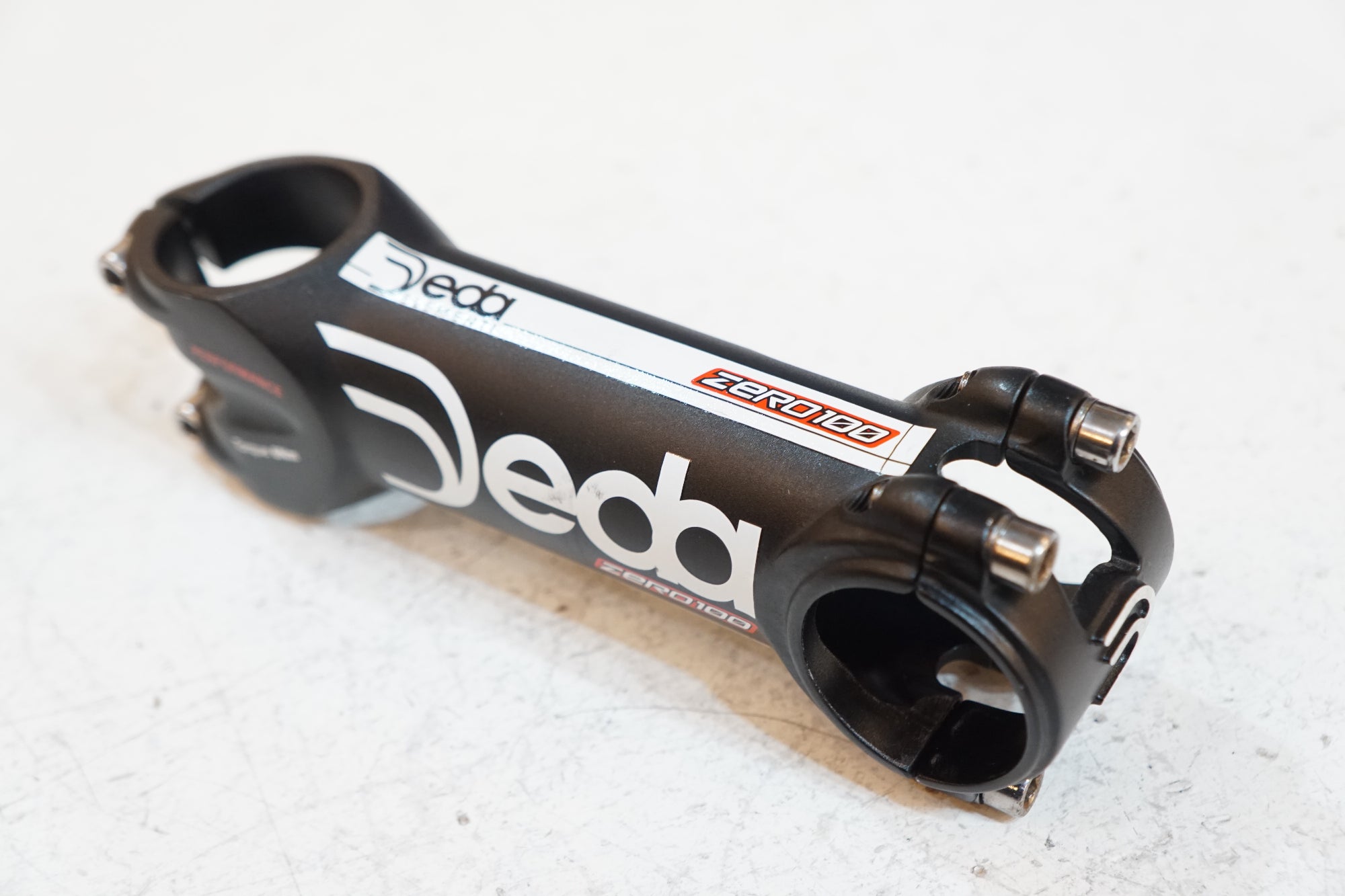 DEDA 「デダ」 ZERO100 φ31.7 110mm 82° ステム / バイチャリ浦和ベース