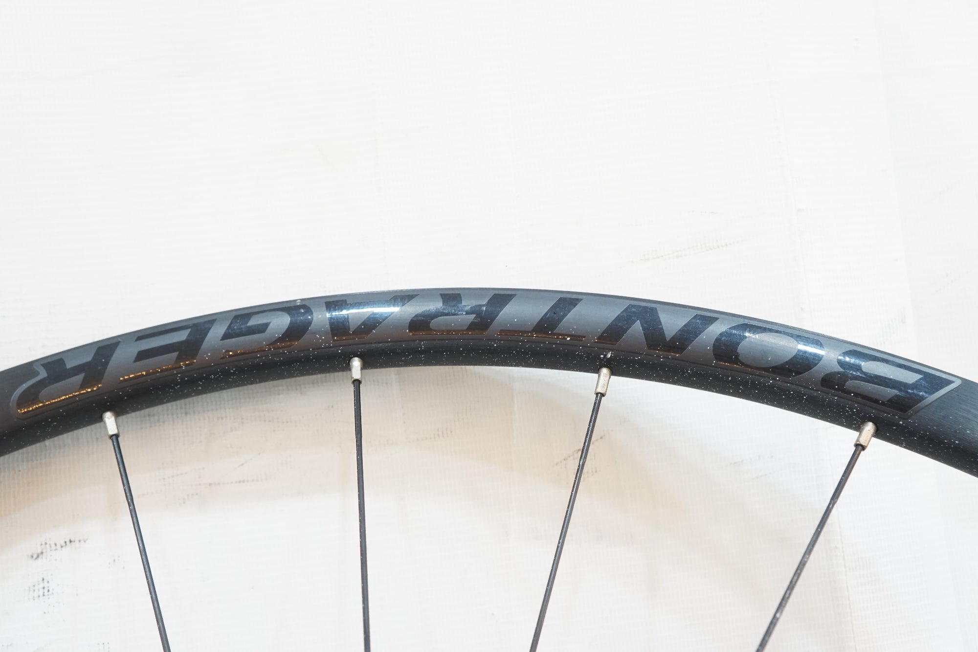 BONTRAGER 「ボントレガー」 PARADIGM COMP DISC シマノ11速 ホイールセット / バイチャリ浦和ベース
