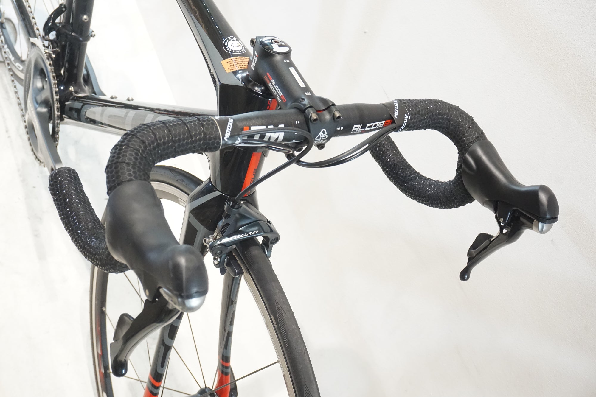 FOCUS 「フォーカス」 CAYO 1.0 2015年モデル ロードバイク