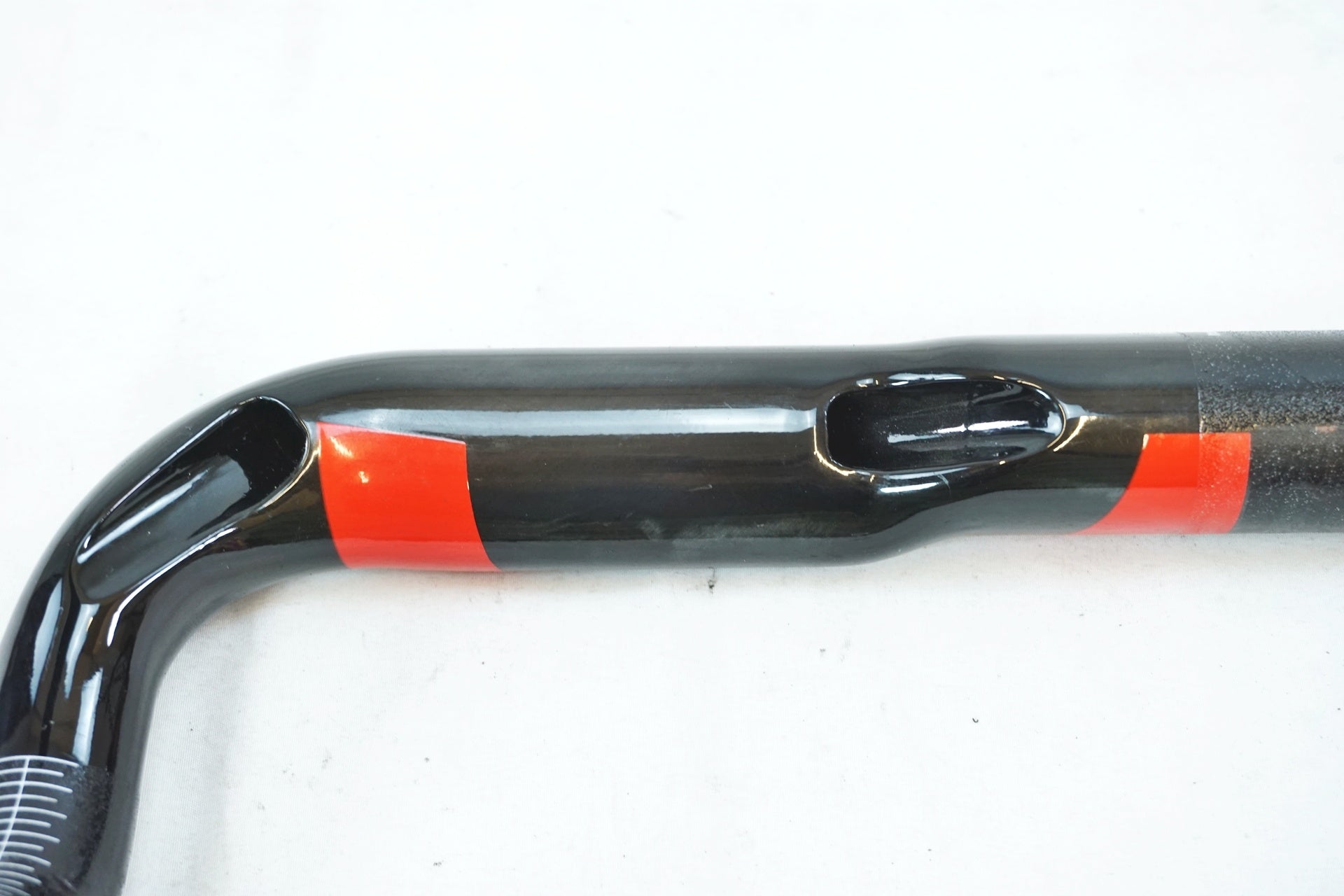 3T 「スリーティー」 ERGONOVA TEAM Φ31.8 400mm カーボンハンドル / 有明ガーデン店