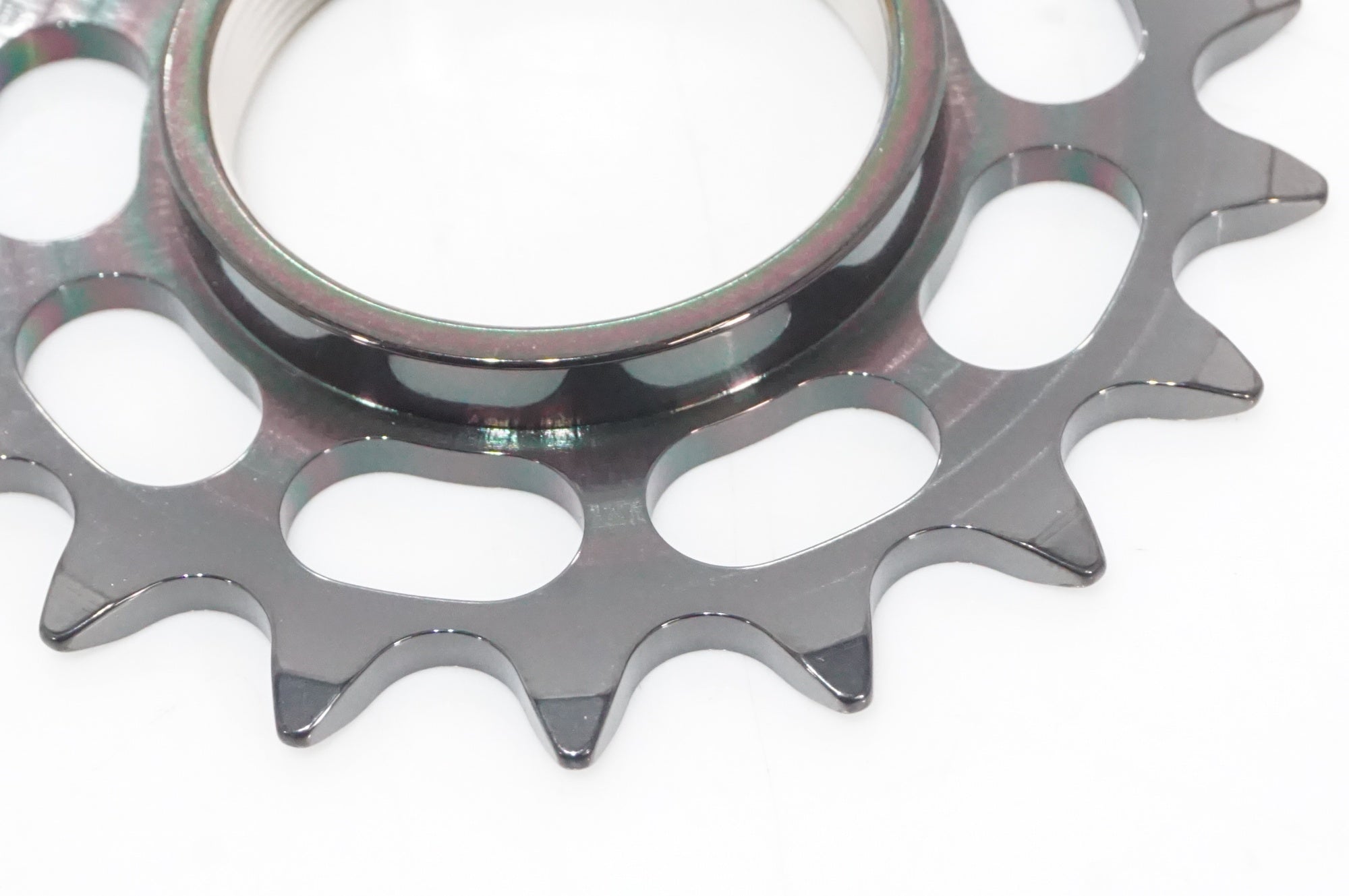 NOVACORONA 「ノバコローナ」 チタン 18T コグ / AKIBA店