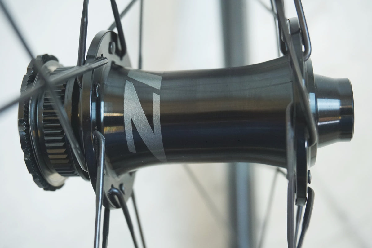 ZIPP 「ジップ」 303S DISC シマノ11速 ホイールセット / 有明ガーデン店