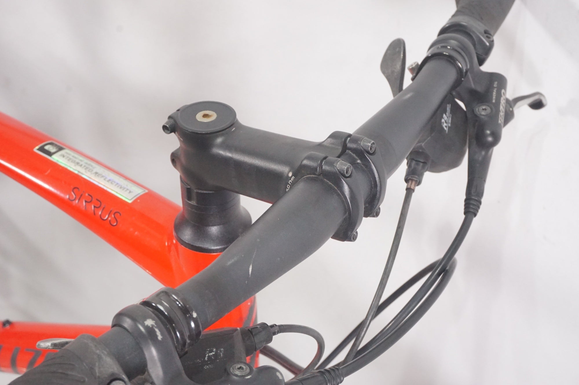 ジャンク SPECIALIZED 「スペシャライズド」 MEN'S SIRRUS SPORT 2019年モデル クロスバイク / AKIBA店