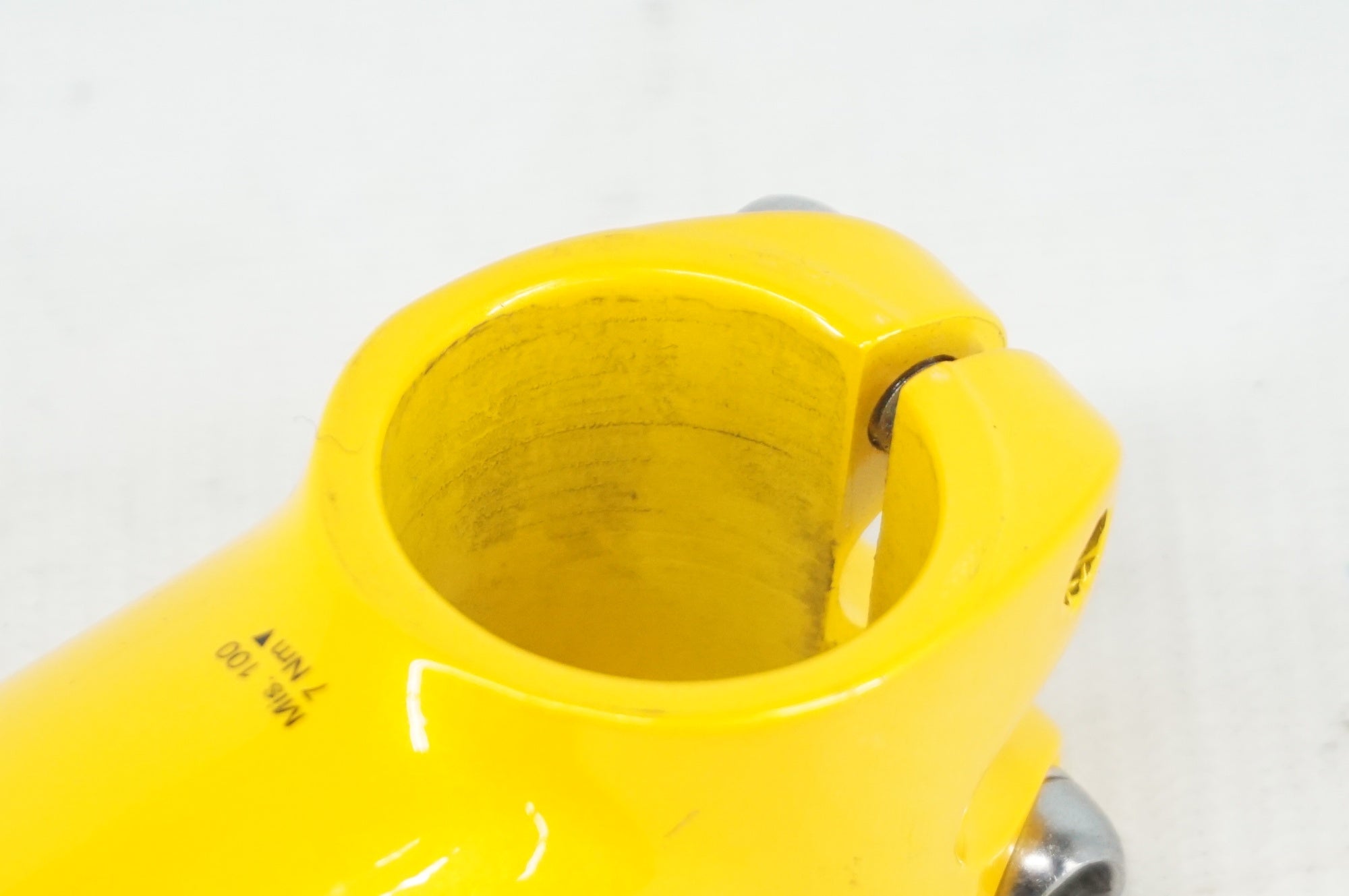 ITM 「アイティーエム」 ALCOR 80 YELLOW Φ31.8 100mm ステム / 阪急塚口店