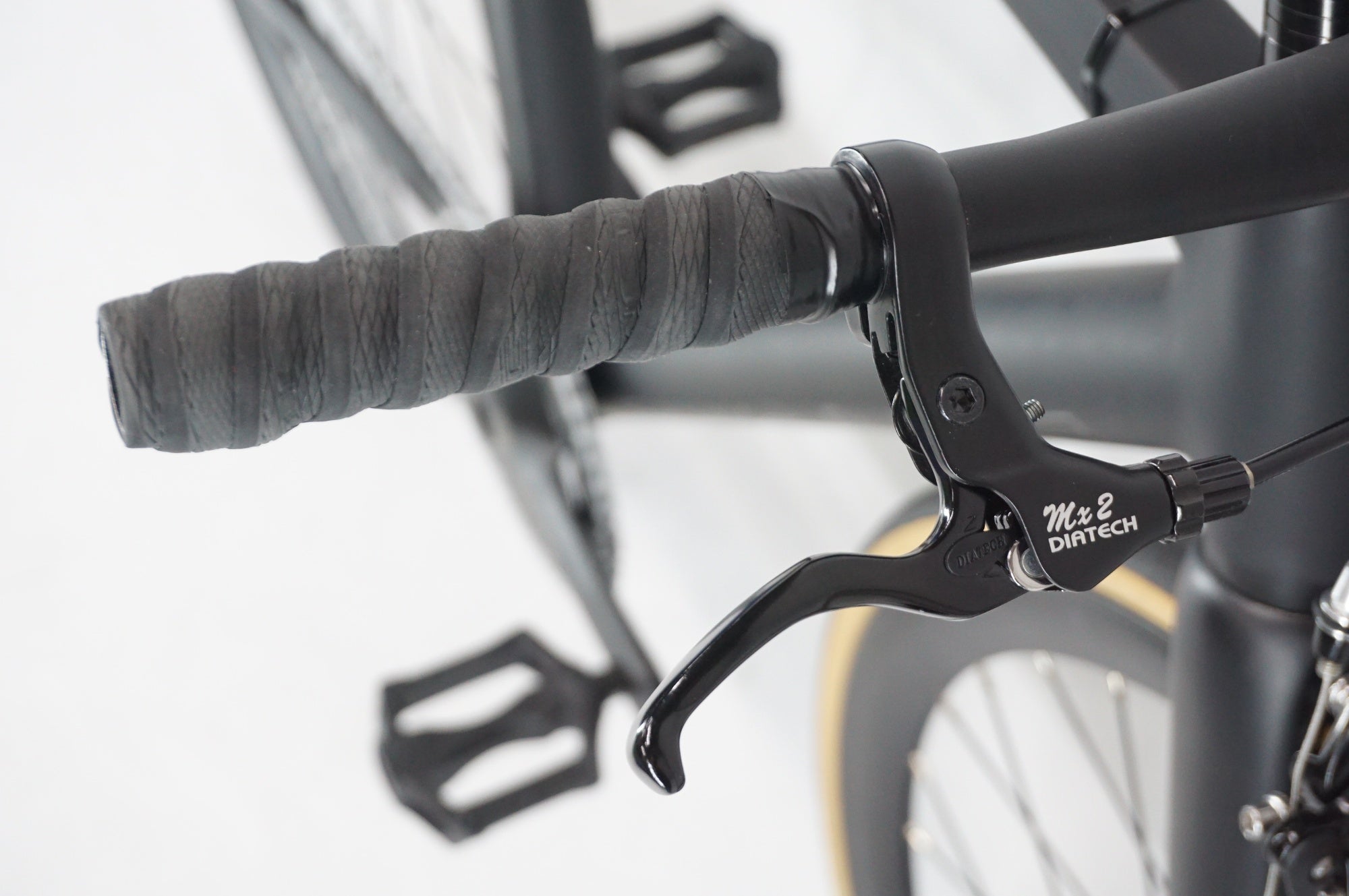 TYRANT BIKES 「タイラントバイク」 MONARCH 2024年モデル ピストバイク / 阪急塚口店