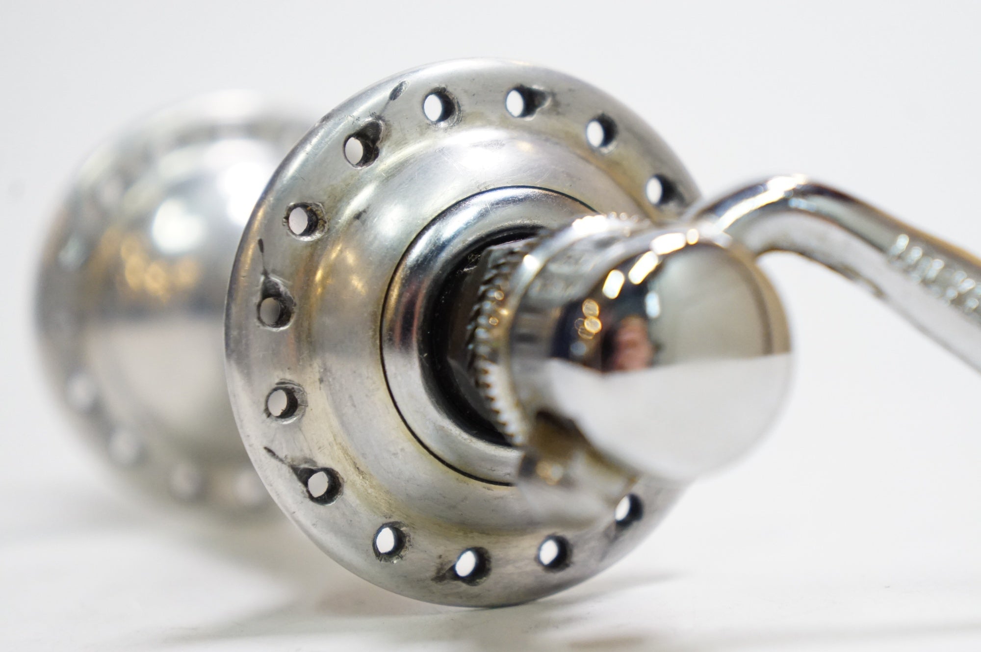 CAMPAGNOLO 「カンパニョーロ」 RECORD ボスフリー ハブセット / 熊谷本店