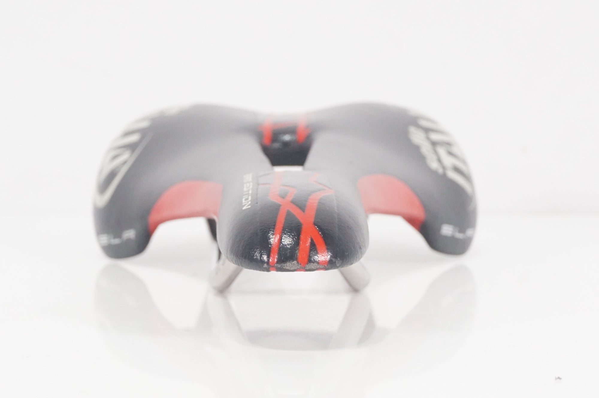 SELLE ITALIA 「セライタリア」 TEAM EDITION サドル / AKIBA店