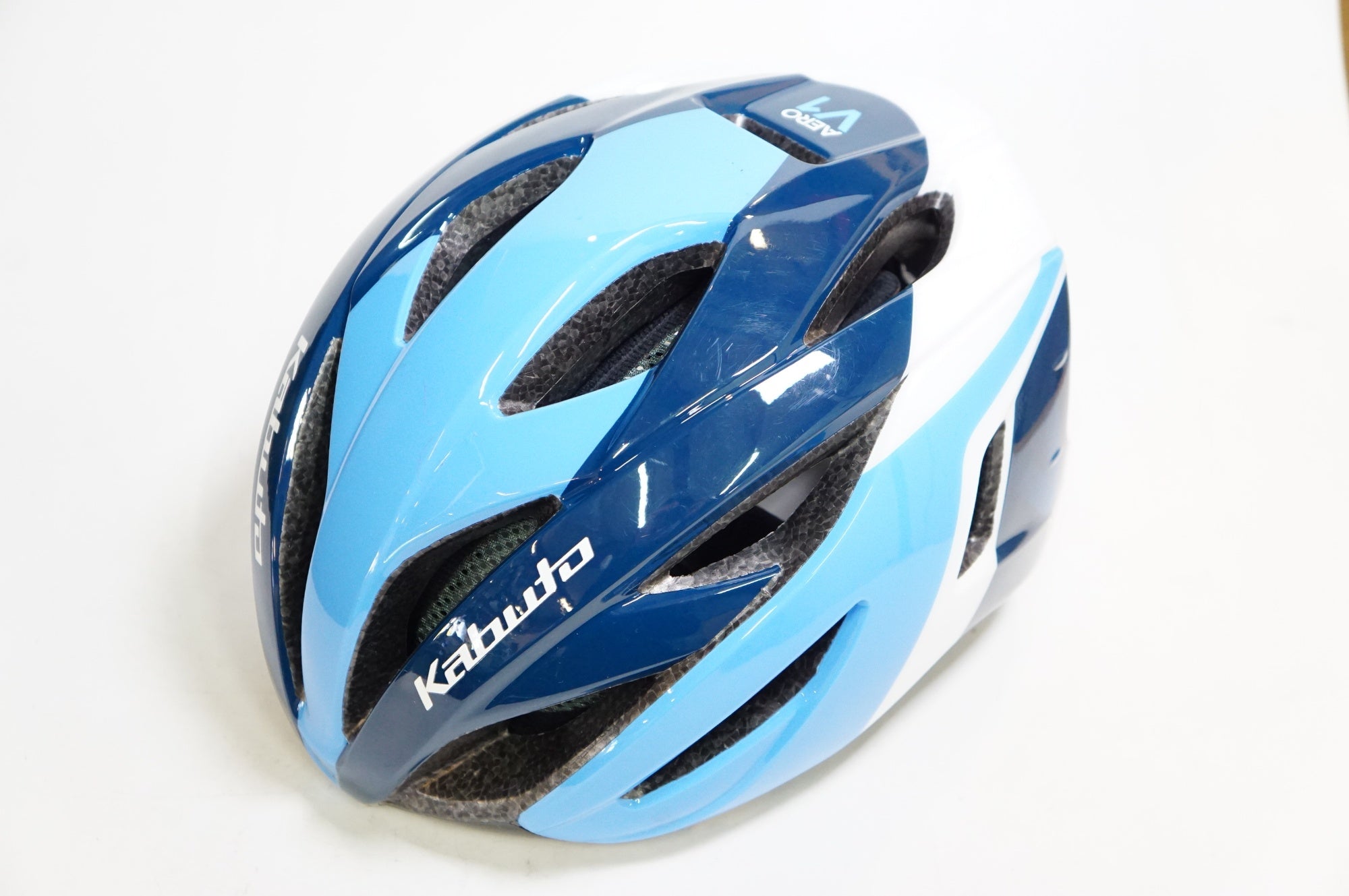 OGK KABUTO 「オージーケーカブト」 AERO V1 L/XLサイズ ヘルメット / 熊谷本店