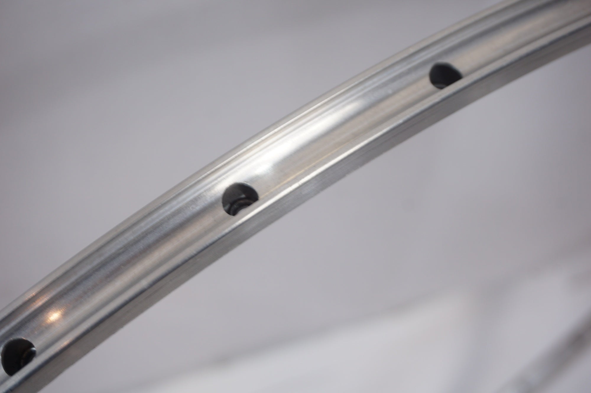 TRADIZIONE 「トラディツィオーネ」 700C リムセット / 世田谷店