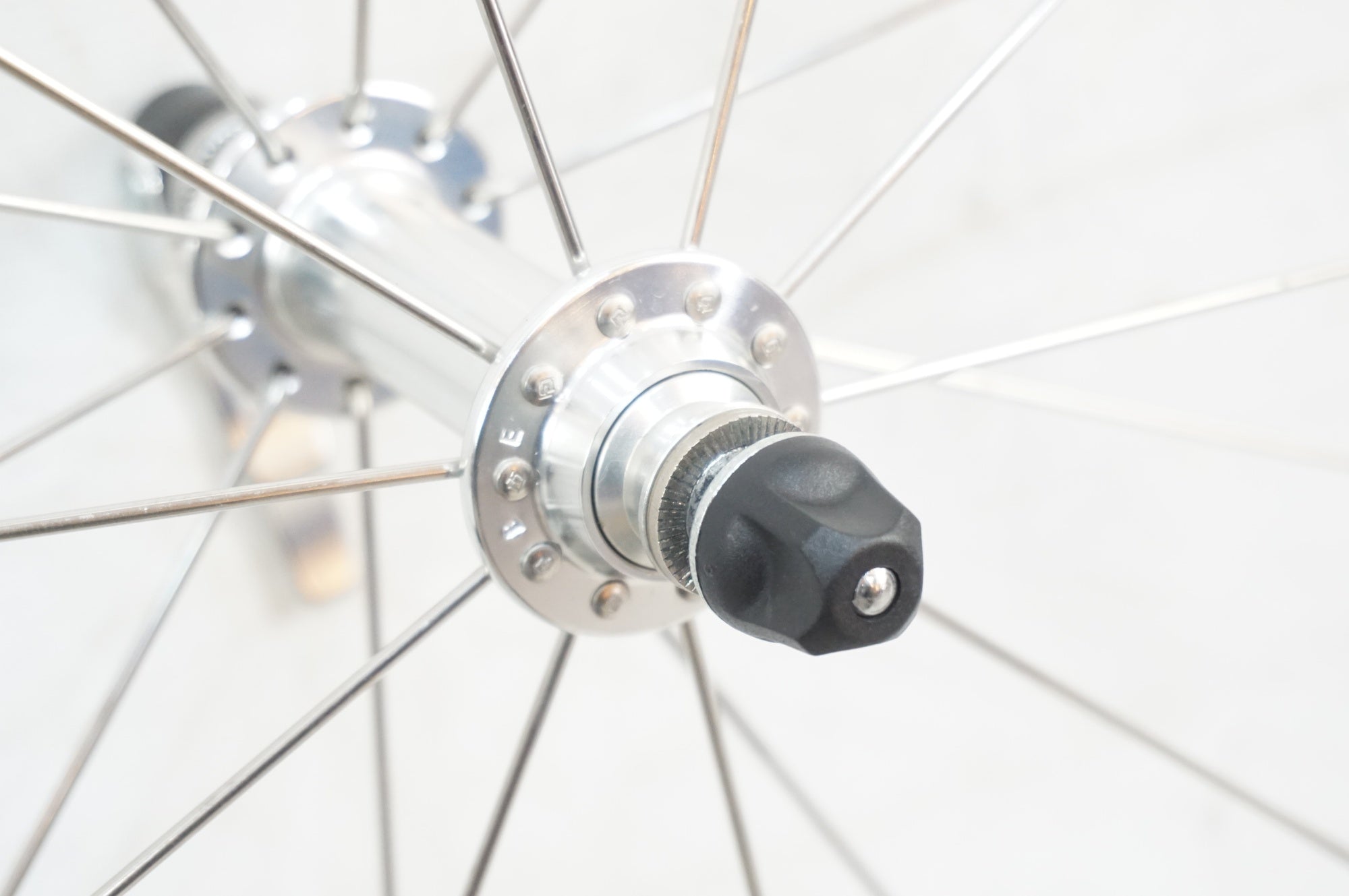 TRADIZIONE 「トラディツィオーネ」 ZERO SHIMANO / SRAM 11S ホイールセット / 浦和ベース