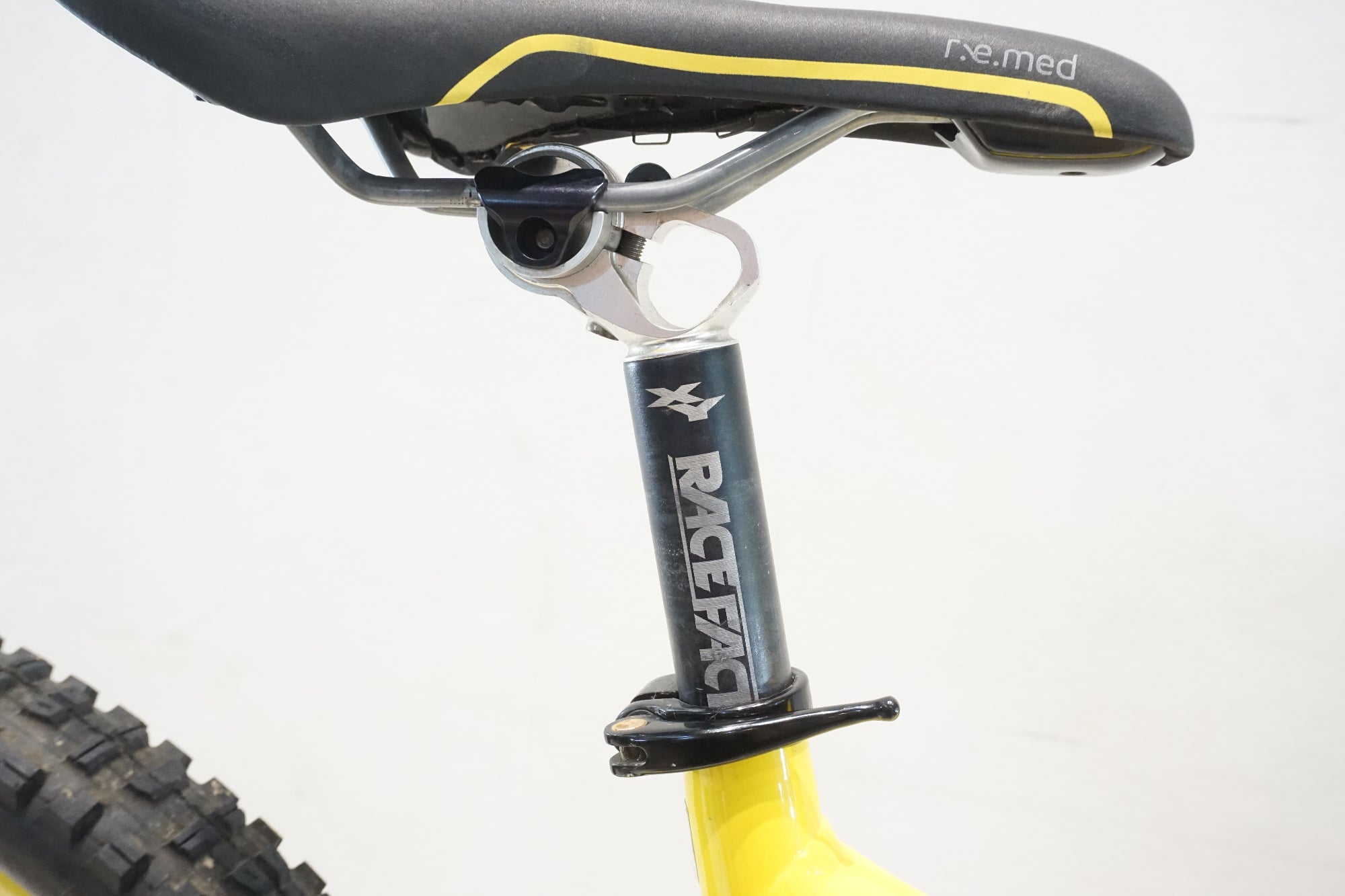COMMENCAL 「コメンサル」 META AM V3 2017年モデル マウンテンバイク