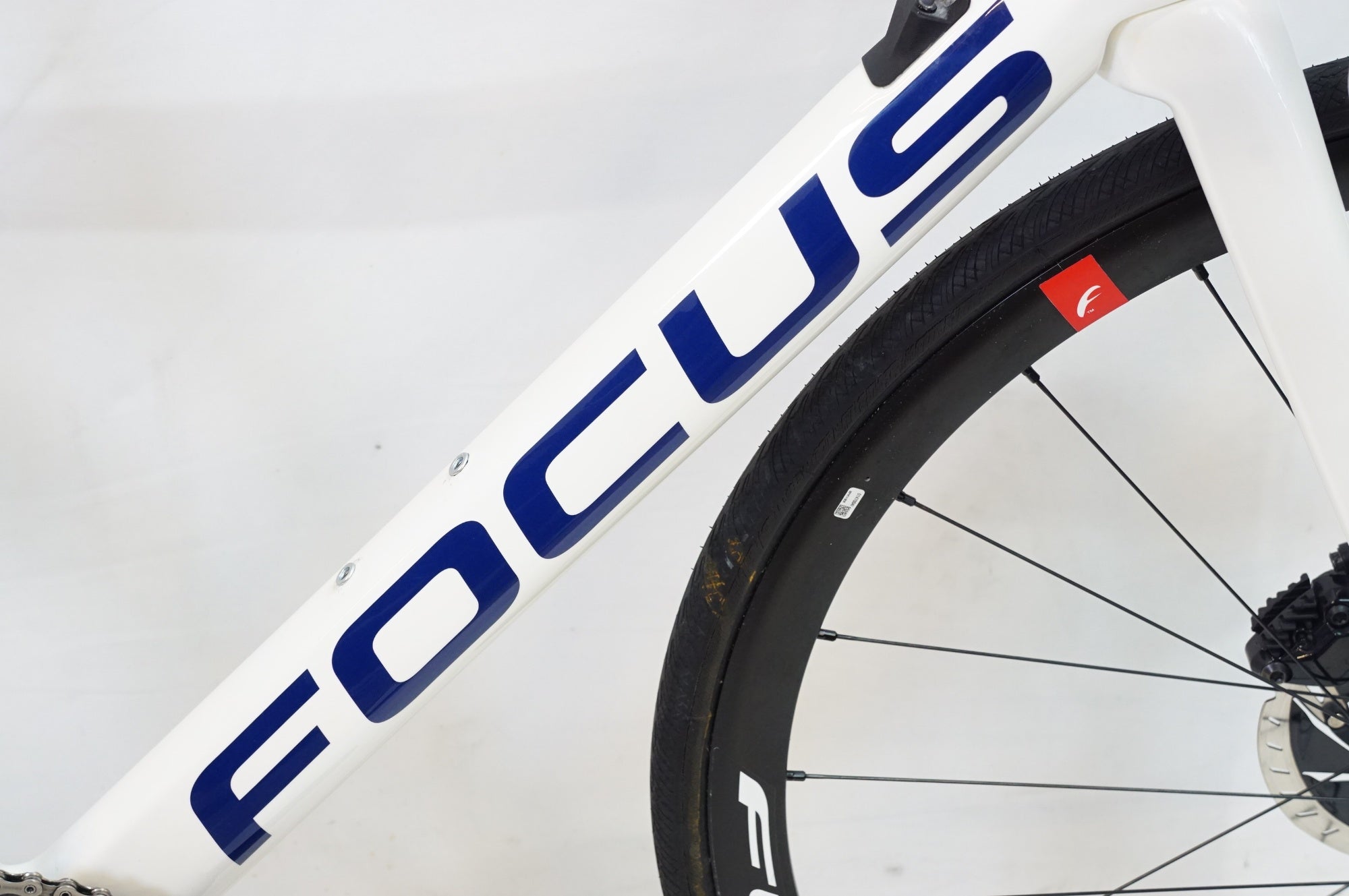 FUCUS 「フォーカス」 IZALCO MAX DISC 8 2020年モデル ロードバイク / 熊谷本店