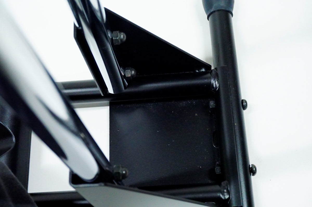 IWA 「イワ」 A01V SPECIAL ディスプレイスタンド / 名古屋大須店