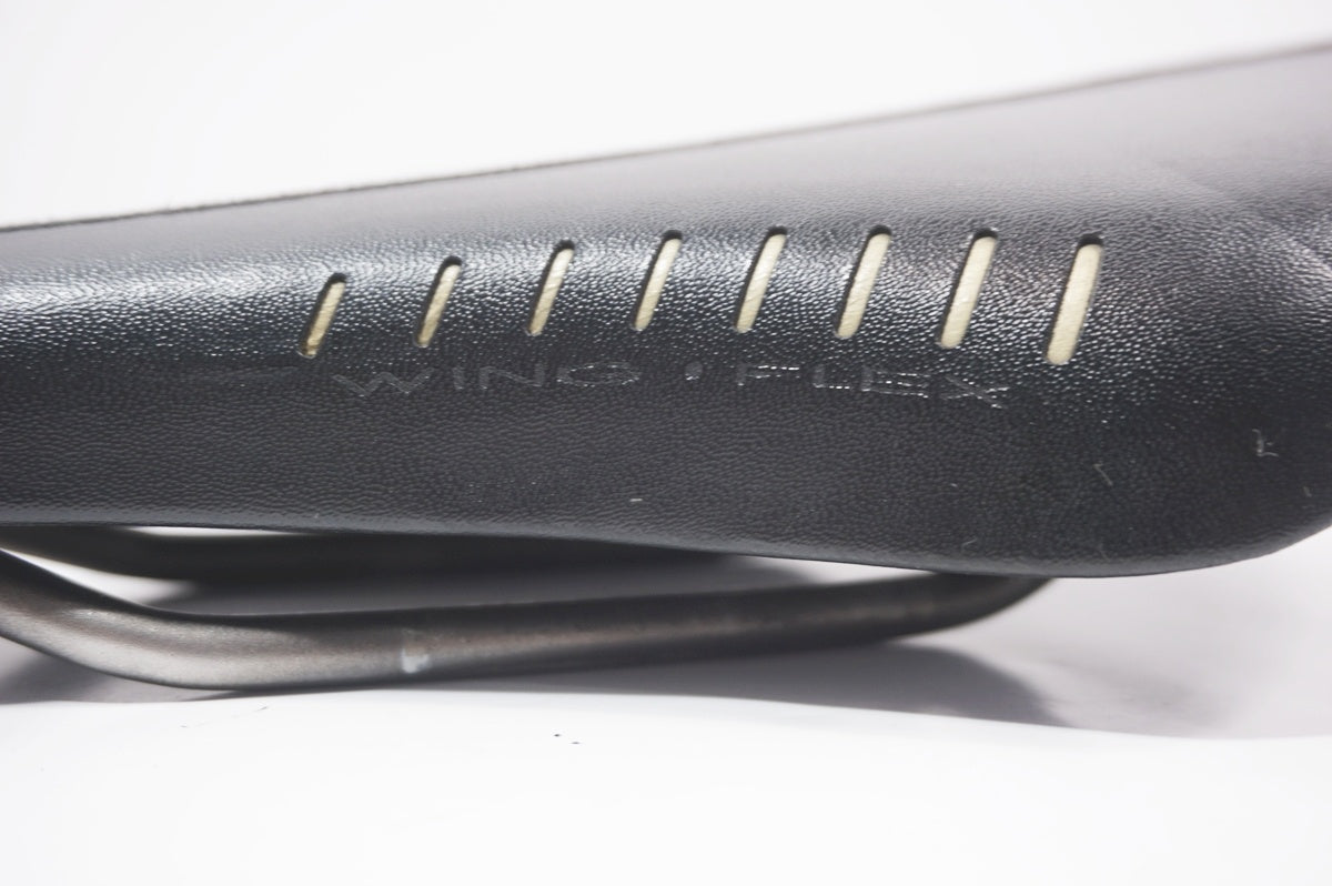 FIZIK 「フィジーク」 ARIONE サドル / バイチャリ世田谷店