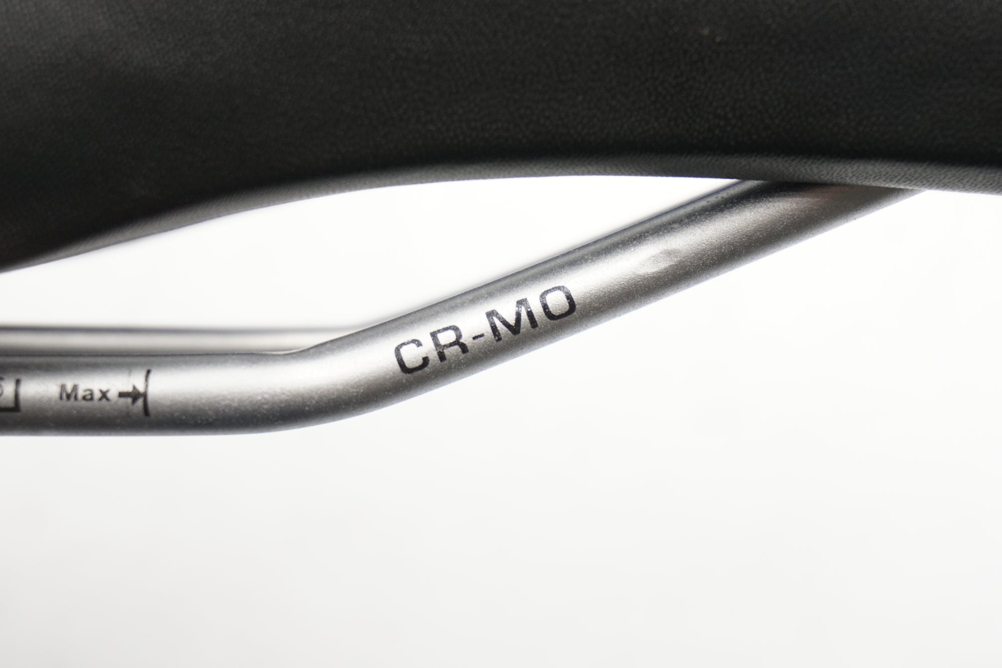 VELO 「ベロ」 RACER SADDLE サドル / 奈良店