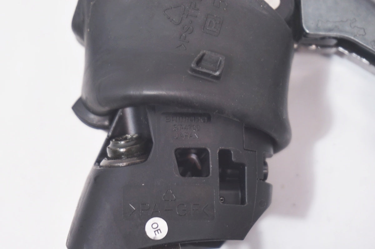 SHIMANO 「シマノ」 TIAGRA ST-4700 デュアルコントロールレバー / バイチャリ世田谷店