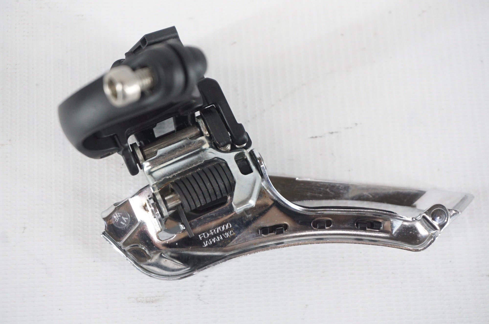 SHIMANO 「シマノ」 105 FD-R7000 Φ31.8 フロントディレイラー / 阪急