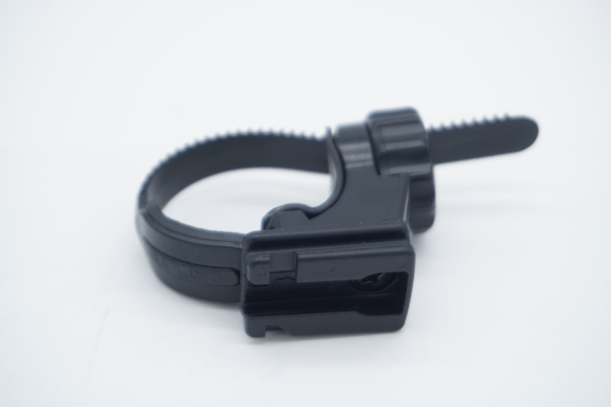 CATEYE 「キャットアイ」 フロントライト / 滋賀大津店