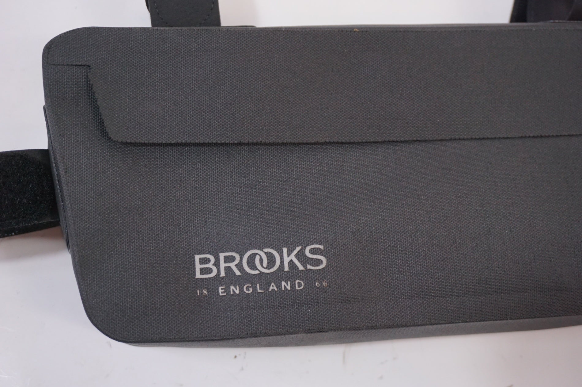BROOKS 「ブルックス」 SCAPE フレームバッグ / 世田谷店