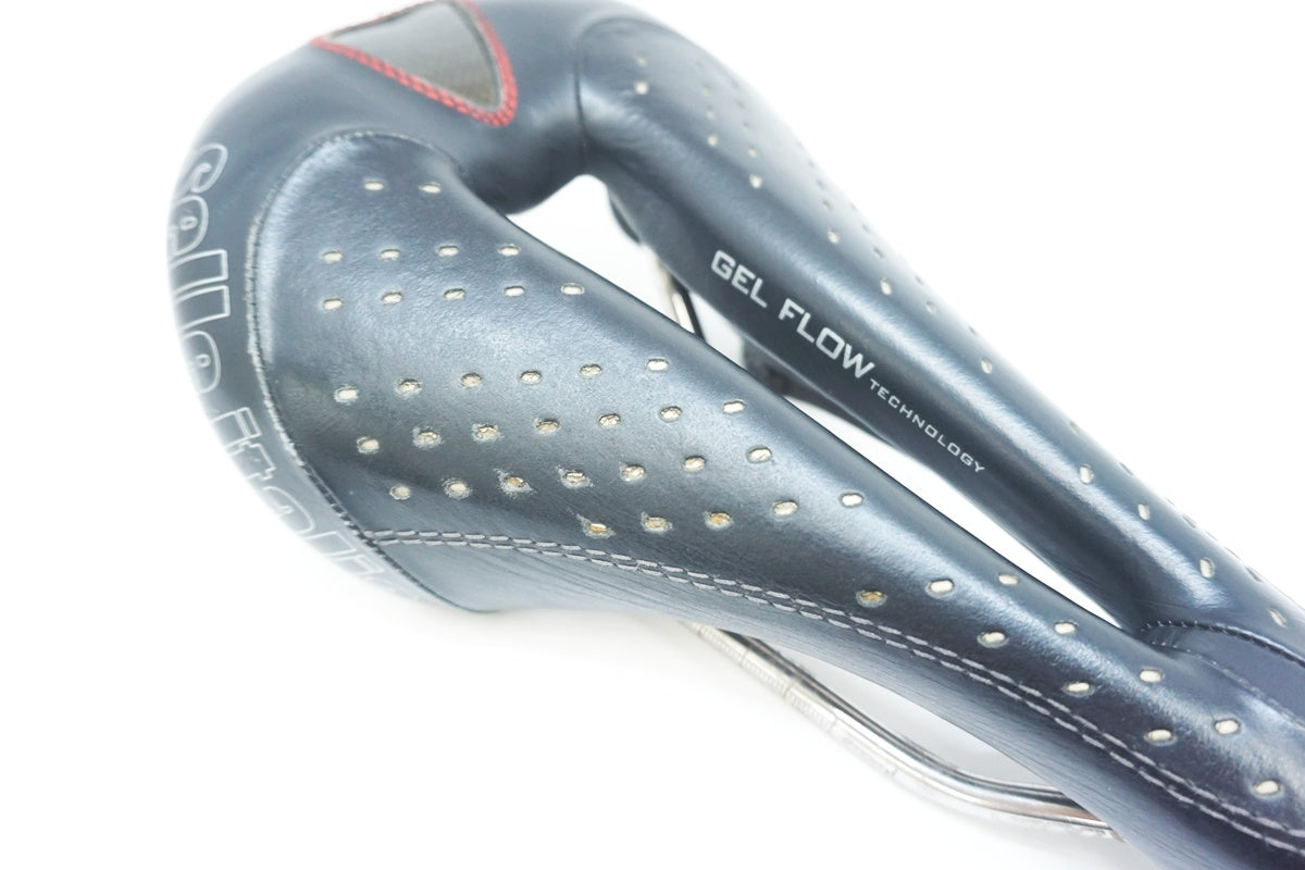 SELLE ITALIA 「セライタリア」 MAX GEL FLOW サドル / 大阪美原北インター店
