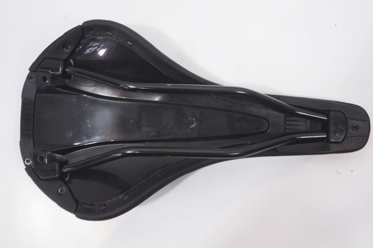 SPECIALIZED 「スペシャライズド」 BRIDGE 143mm サドル / バイチャリ世田谷店