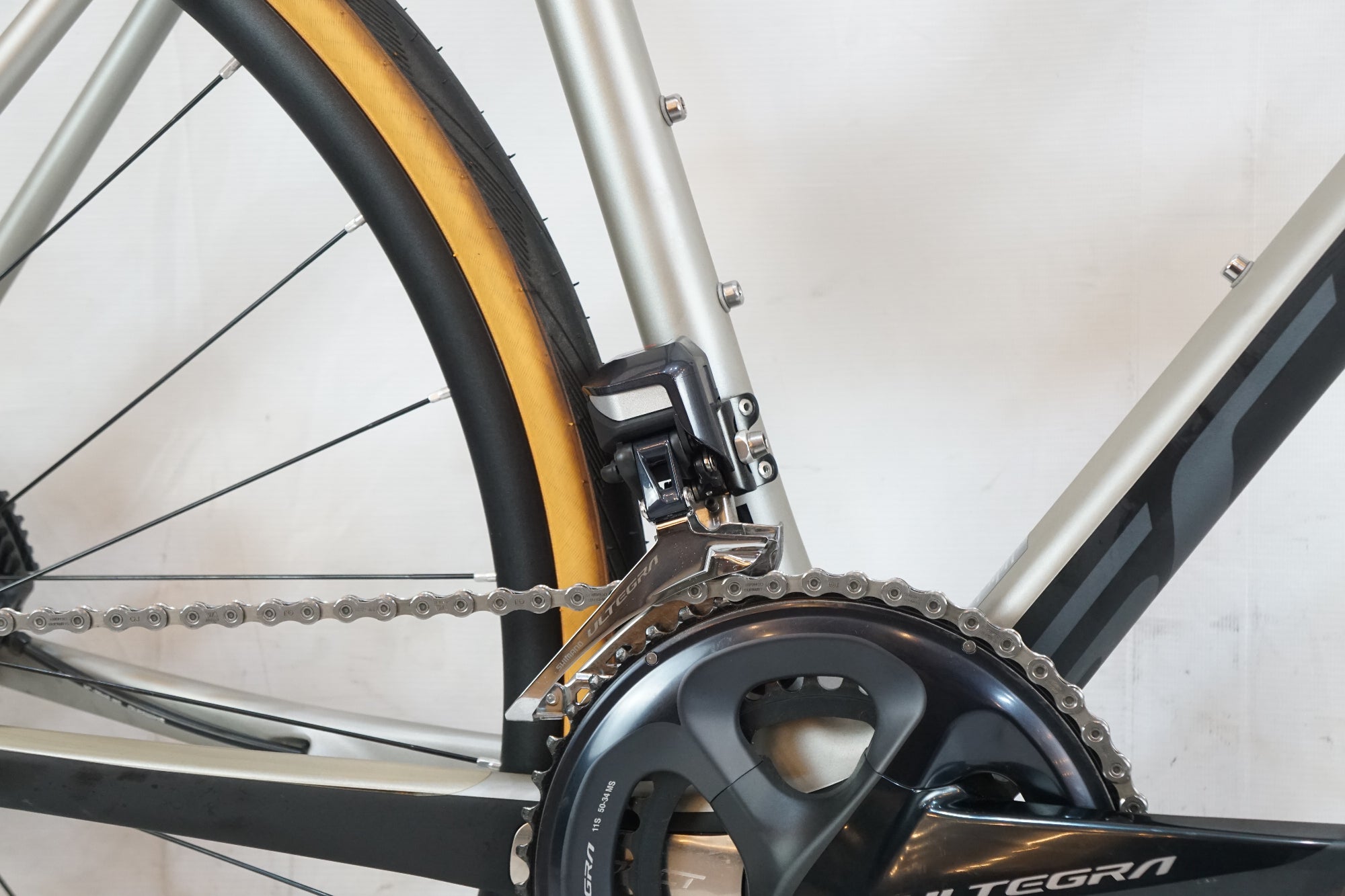 SCOTT 「スコット」 ADDICT SE DISC 2020年モデル ロードバイク / バイチャリ浦和ベース