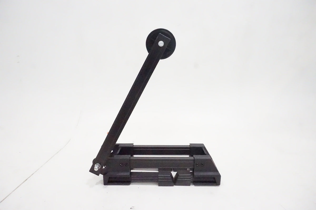 GORIX「ゴリックス」 ディスプレイスタンド/ 京都西院店