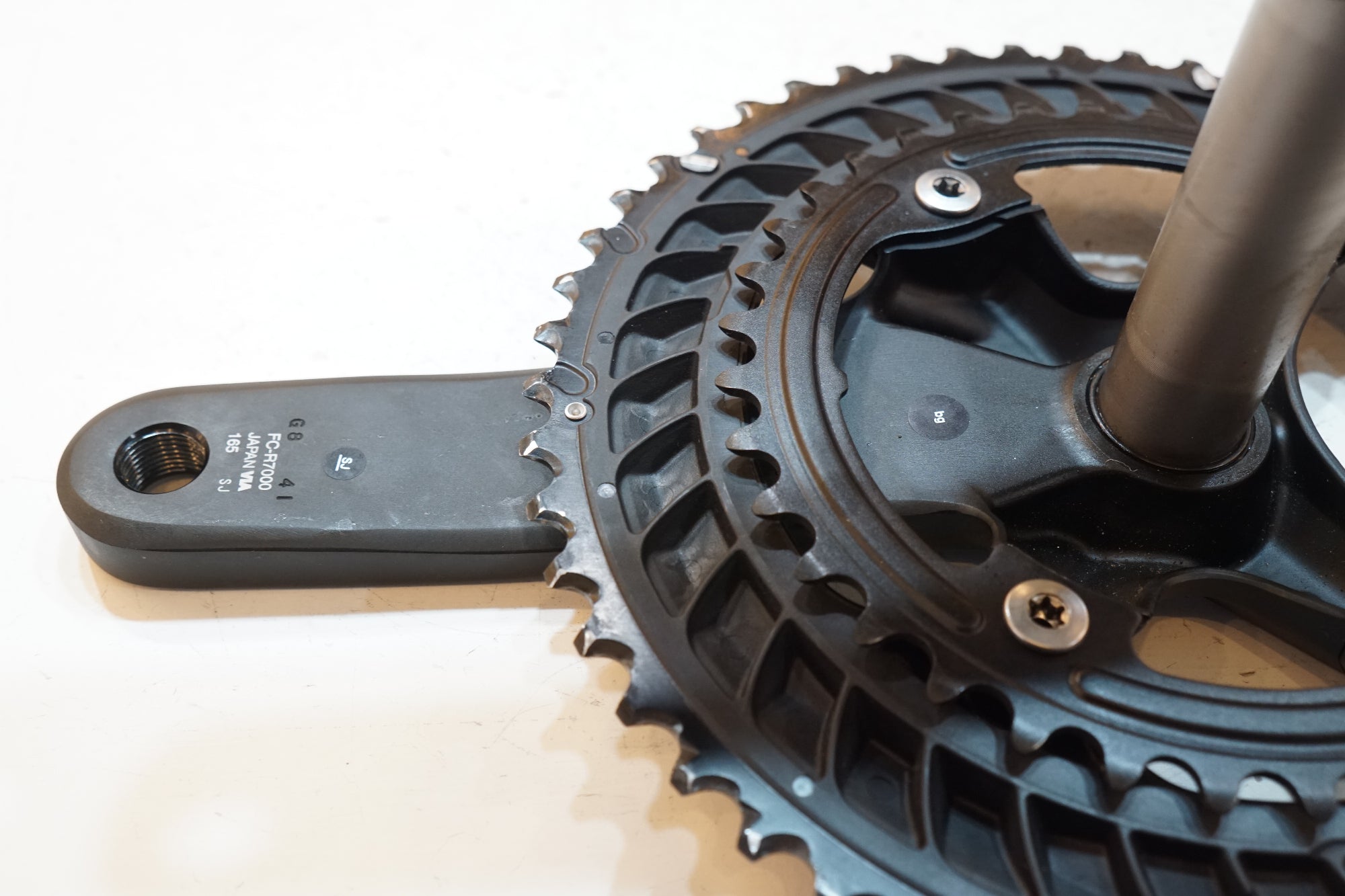 SHIMANO 「シマノ」 105 FC-R7000 165mm 52-36T クランク / バイチャリ浦和ベース
