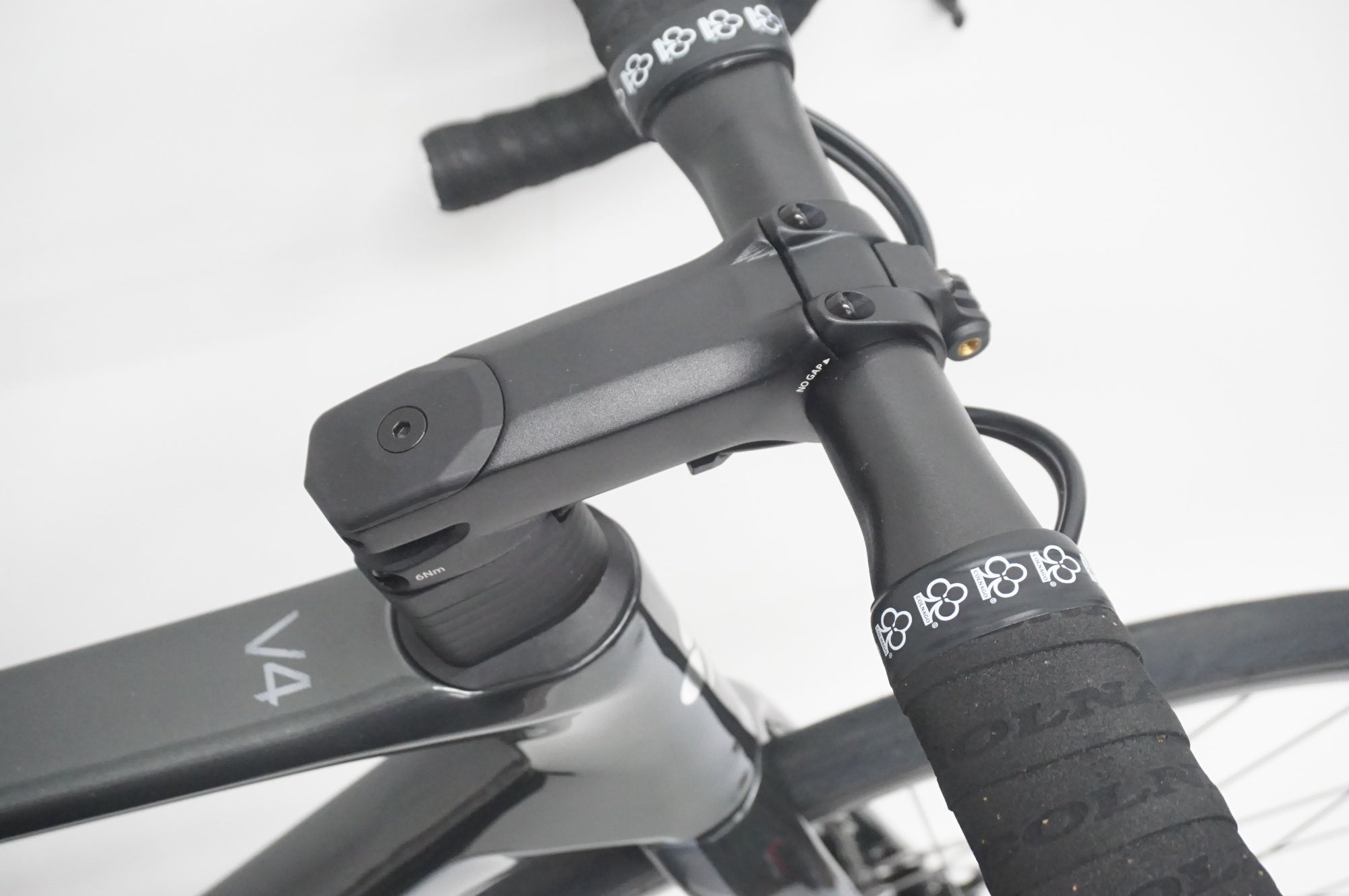 COLNAGO 「コルナゴ」 V4 DISC 2025年モデル ロードバイク / 福岡店