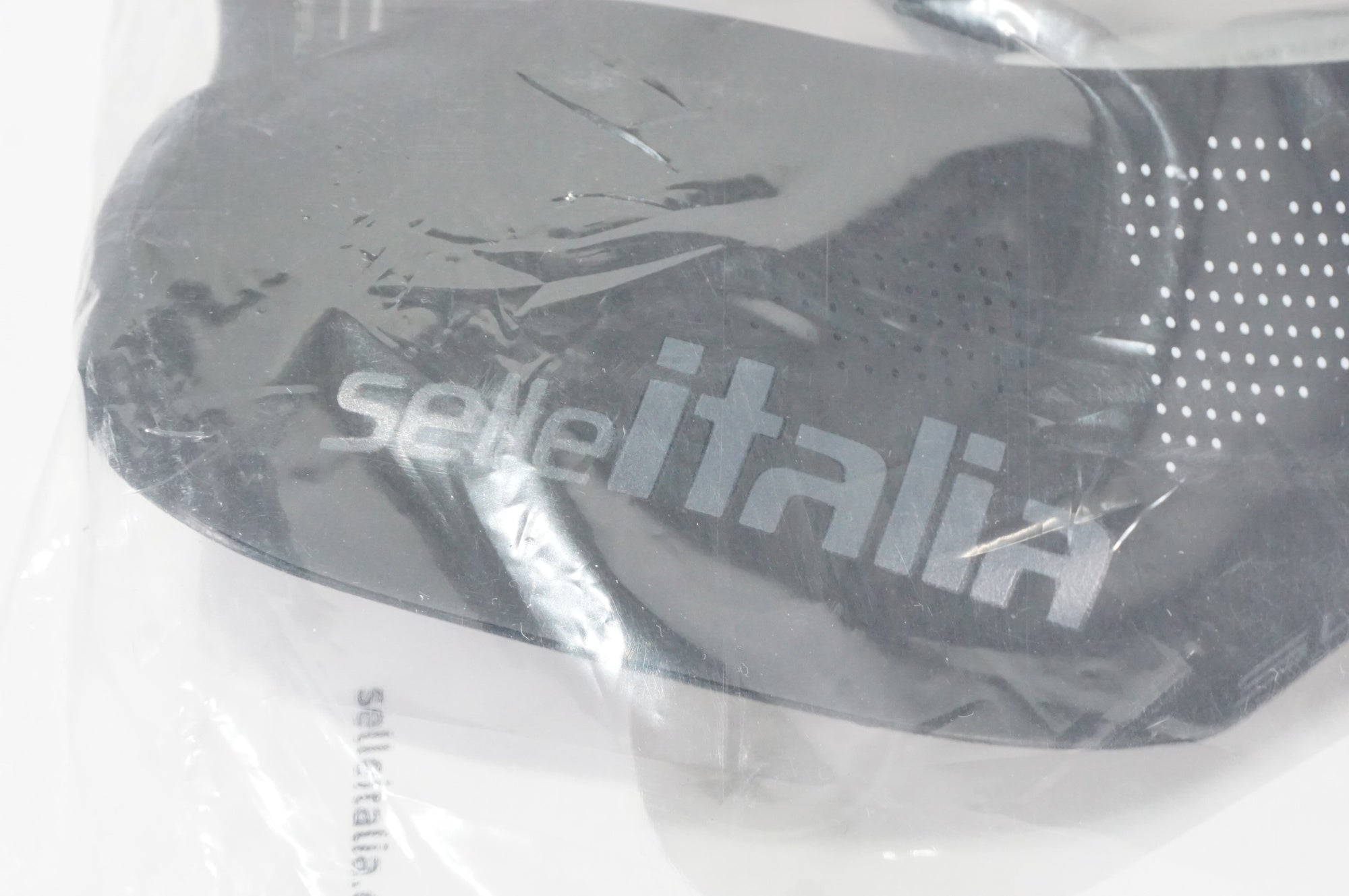 SELLE ITALIA 「セライタリア」 SLR BOOST TM SUPERFLOW S3 サドル / AKIBA店