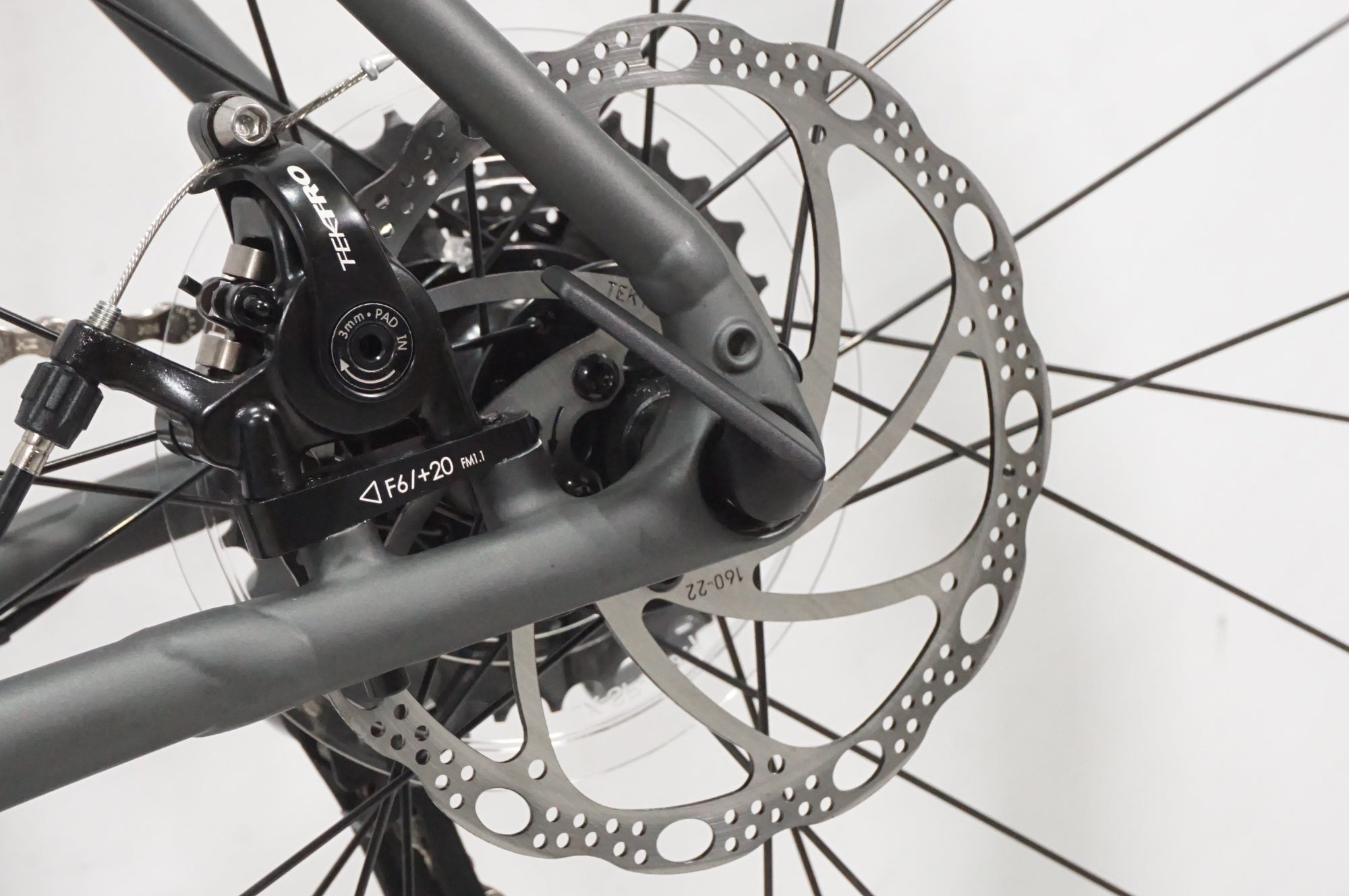 TREK 「トレック」 DOMANE AL2 DISC GEN4 2024年モデル ロードバイク / AKIBA店