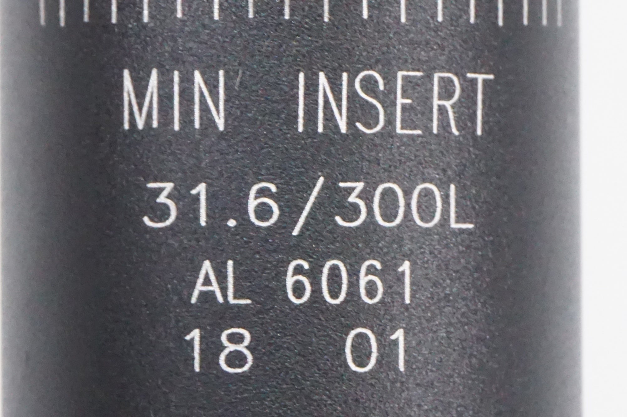 MOST 「モスト」 φ31.6 300mm シートポスト / AKIBA店