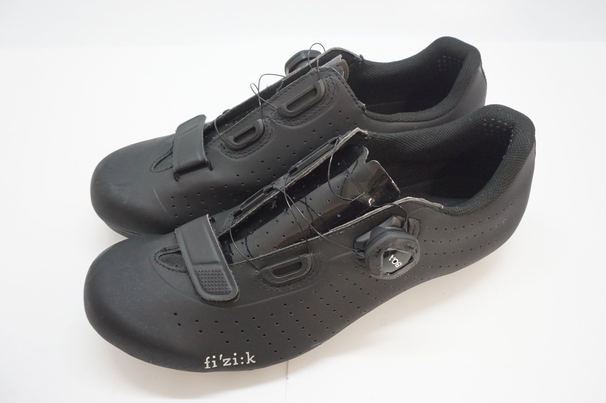 Amazon.co.jp: FIZIK(フィジーク) TEMPO OVERCURVE R5 ロード