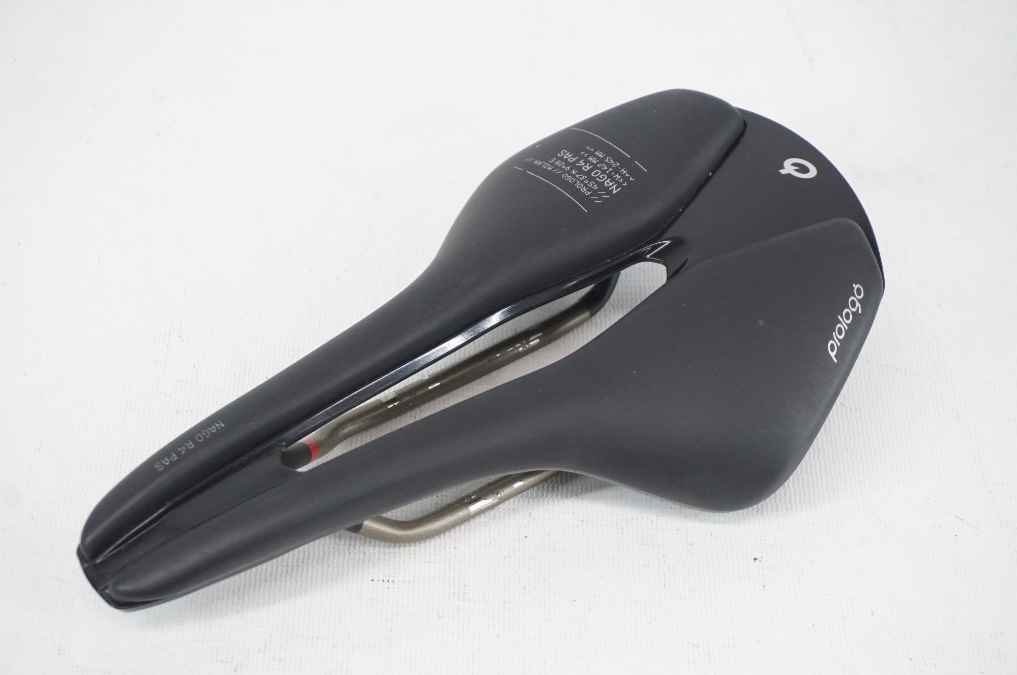 PROLOGO 「プロロゴ」 NAGO R4 PAS サドル / 阪急塚口店