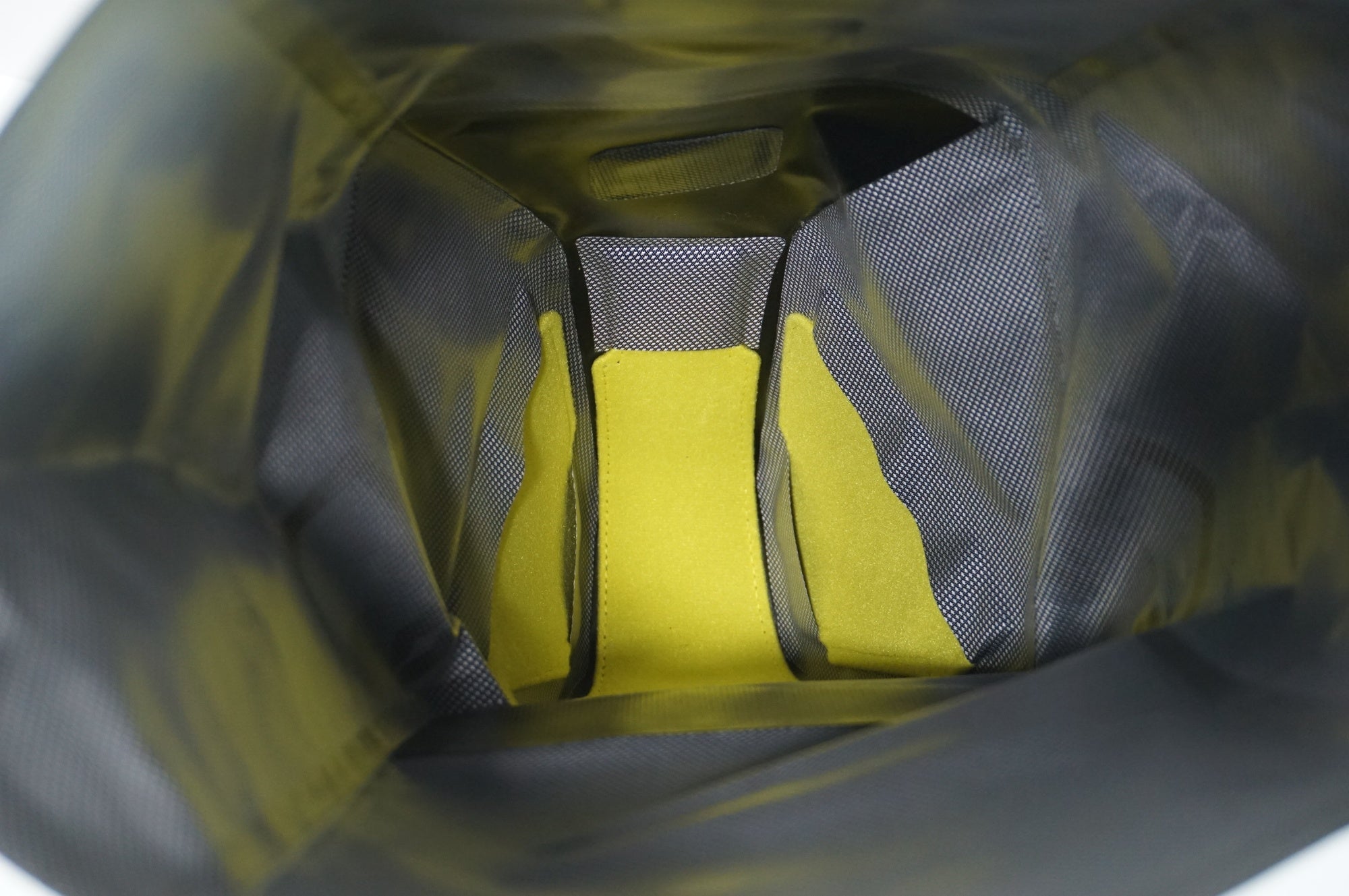 APIDURA 「アピデュラ」 EXPEDITION SADDLE PACK 9L サドルバッグ / 中目黒店
