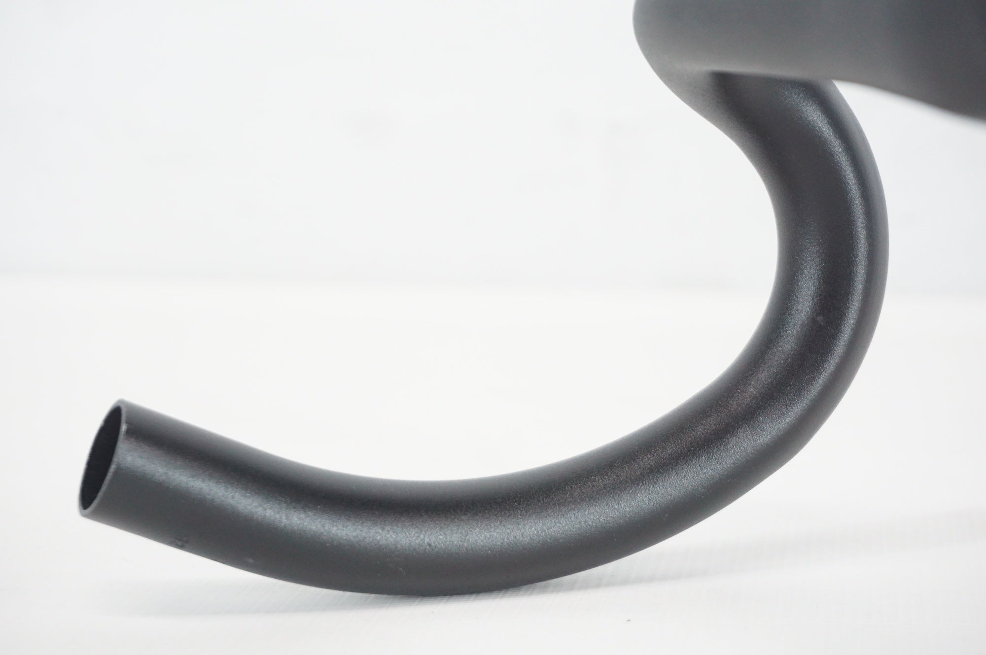SHIMANO 「シマノ」 PRO LT Φ31.8 400mm ハンドル / 阪急塚口店