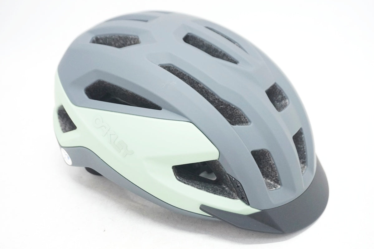 OAKLEY 「オークリー」 ARO3 Lサイズ ヘルメット / 大阪門真店
