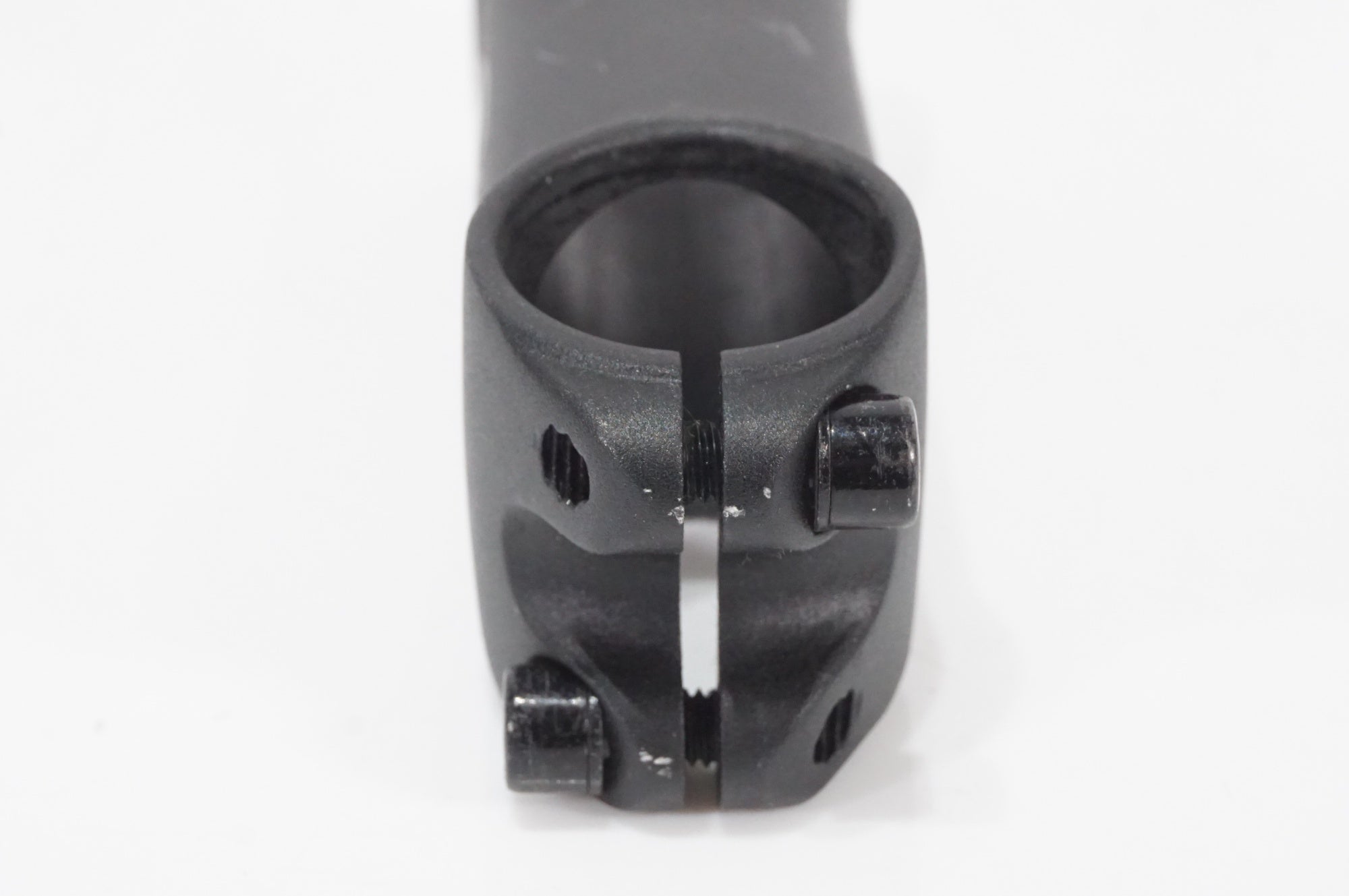 TNI 「ティーエヌアイ」 φ31.8 約110mm ステム / AKIBA店