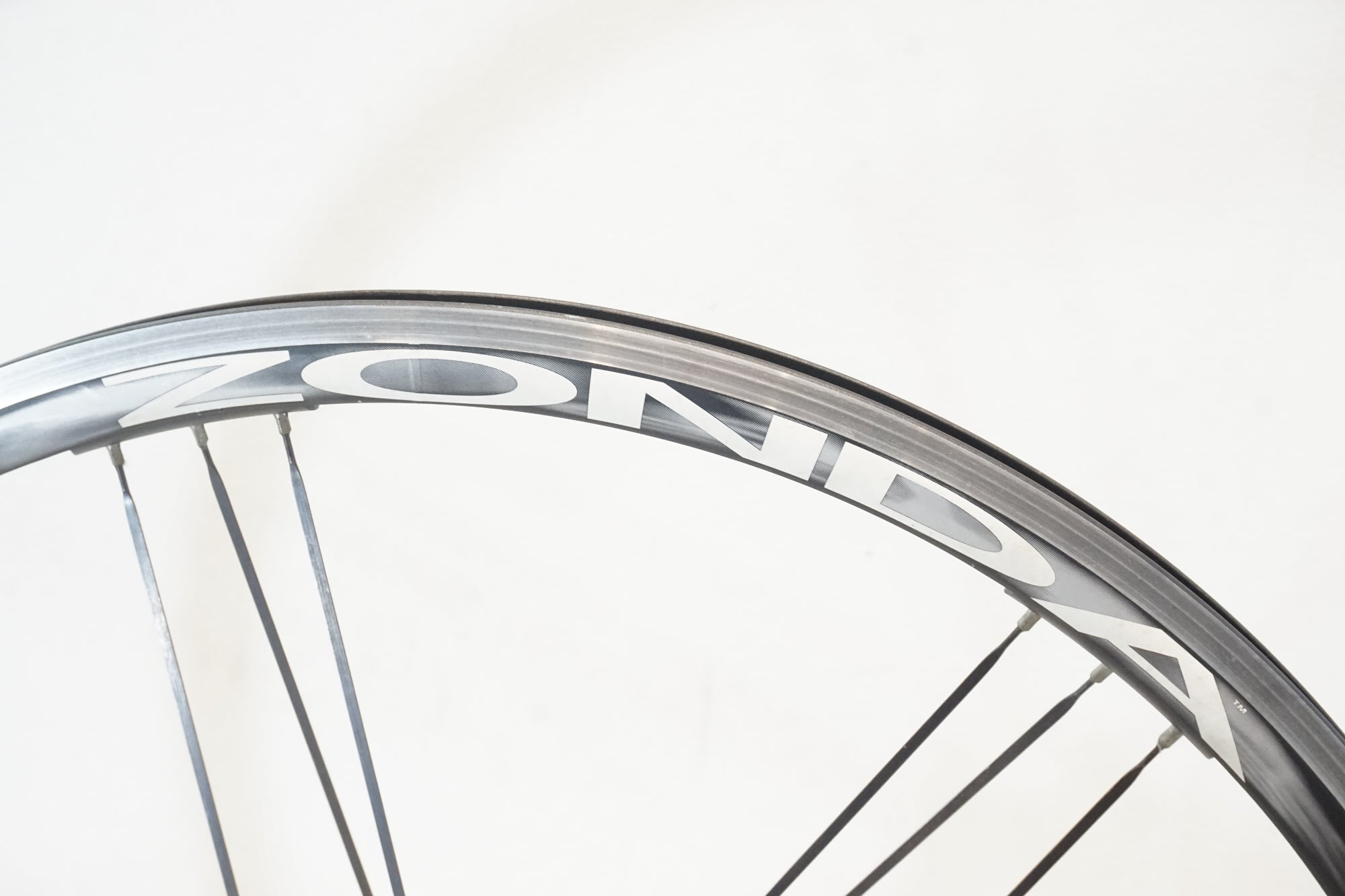 Campagnolo ZONDA MEGA G3 タイヤ、クイック付きません Campagnolo ZONDA MEGA G3 タイヤ、クイック付きません