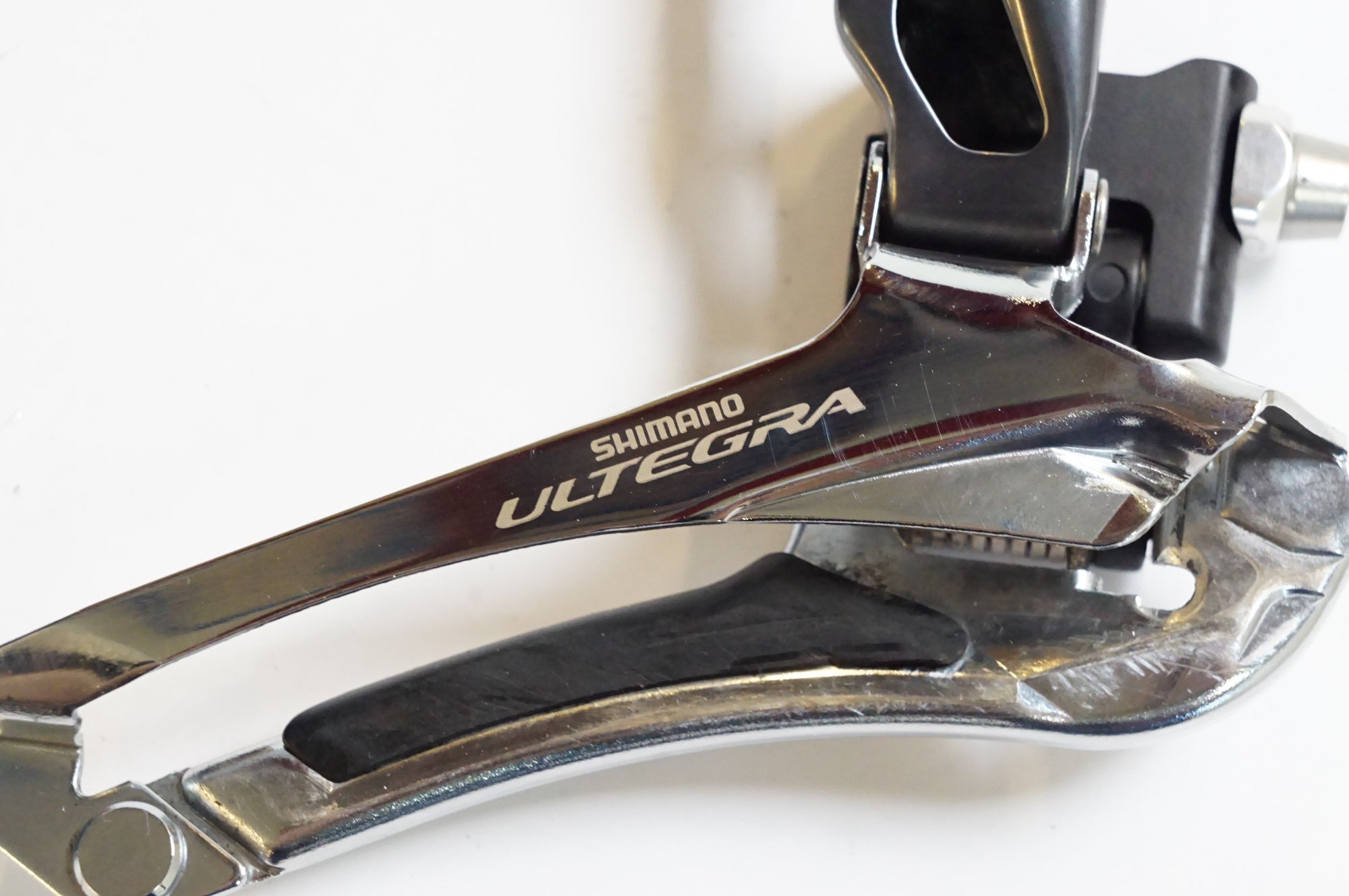 SHIMANO 「シマノ」 ULTEGRA FD-6800 フロントディレイラー