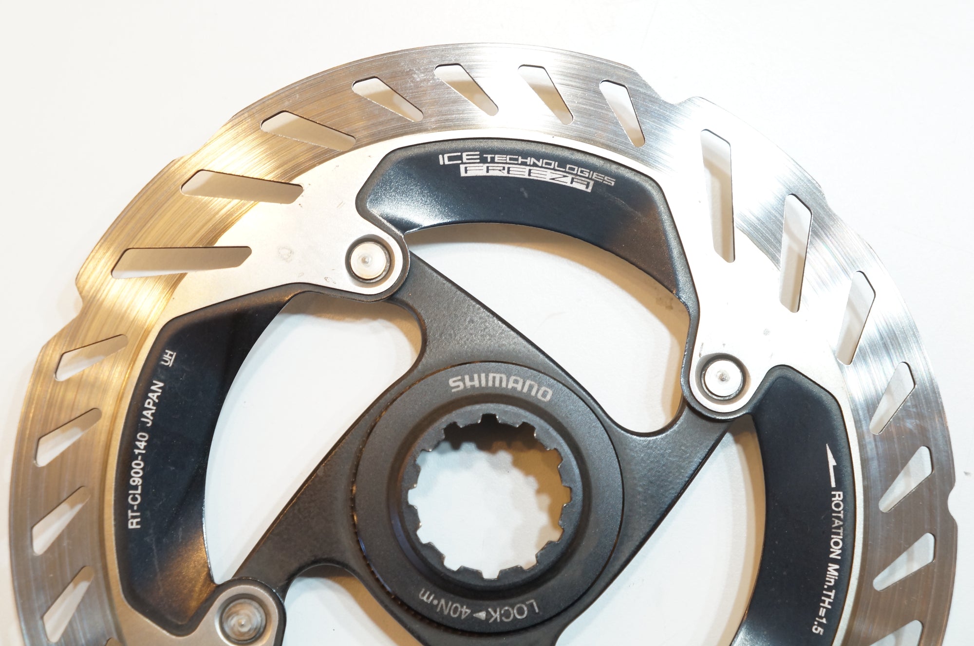 SHIMANO CL900 140mm 2枚 SHIMANO 「シマノ」 RT-CL900 140mm ディスクローター / バイチャリ