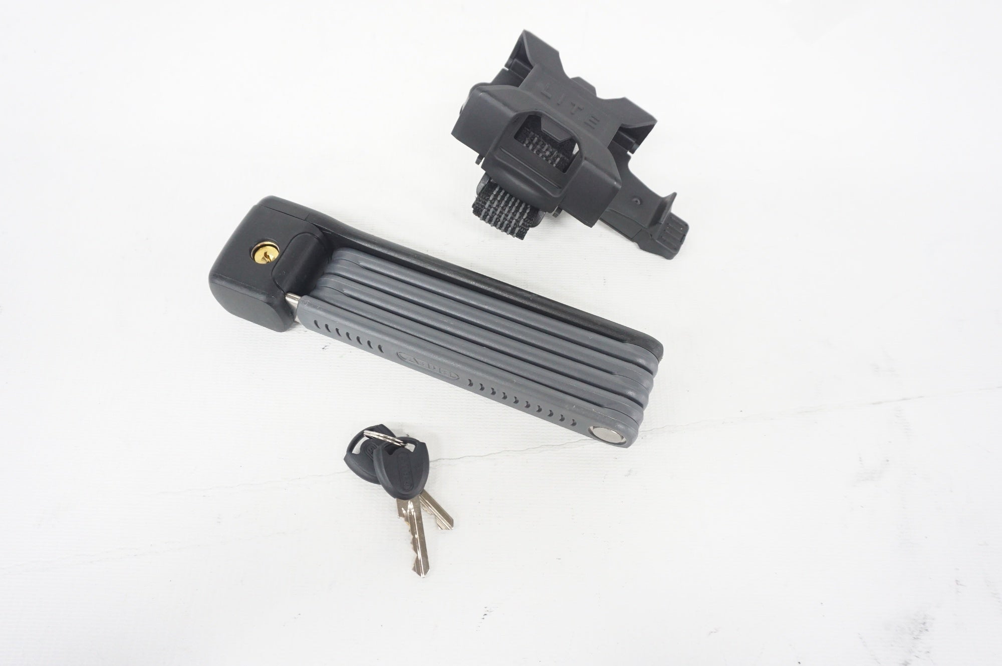 ABUS 「アバス」 BORDO LITE 6055 ロック / 阪急塚口店