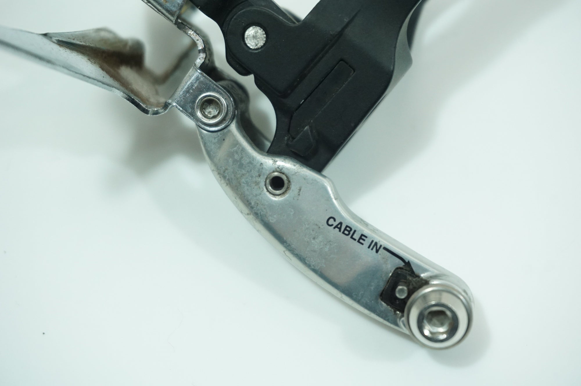 SHIMANO 「シマノ」 105 FD-5800 フロントディレイラー / 世田谷店