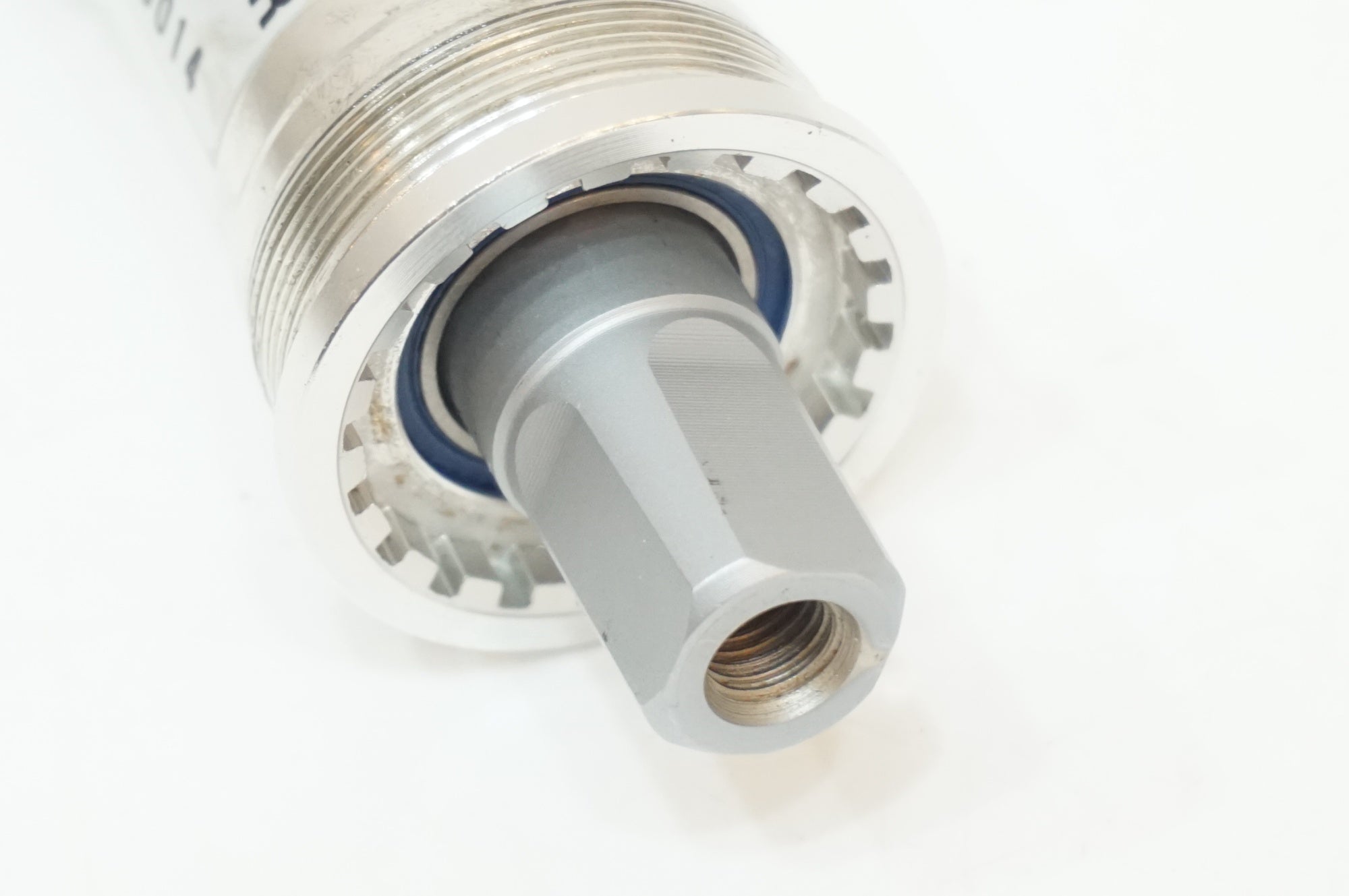 TANGE 「タンゲ」 LN7922 JIS BSA 118mm BB / 浦和ベース