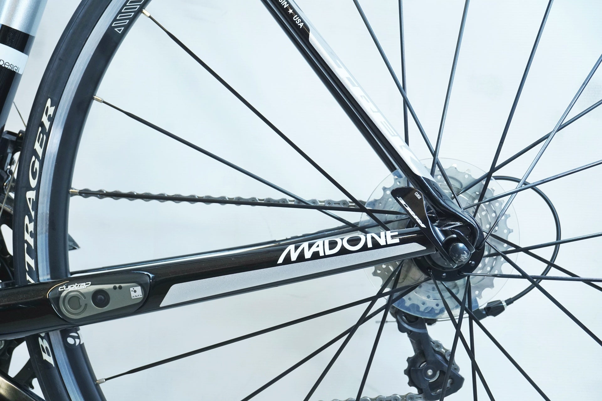 TREK 「トレック」 MADONE 4.5 2012年モデル ロードバイク / 有明ガーデン店