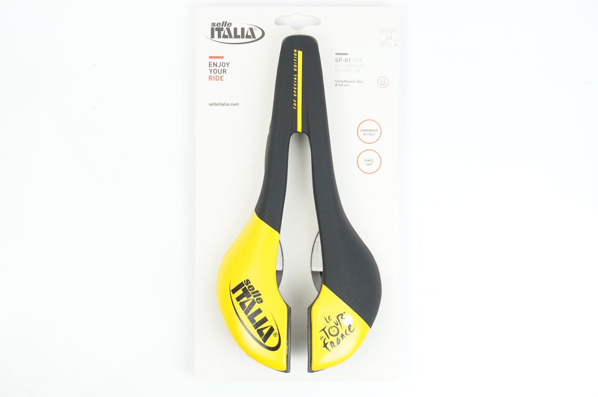 SELLE ITALIA 「セライタリア」 SP-01 SUPER FLOW KIT CARBONIO TDF EDITION サドル / 中目黒店