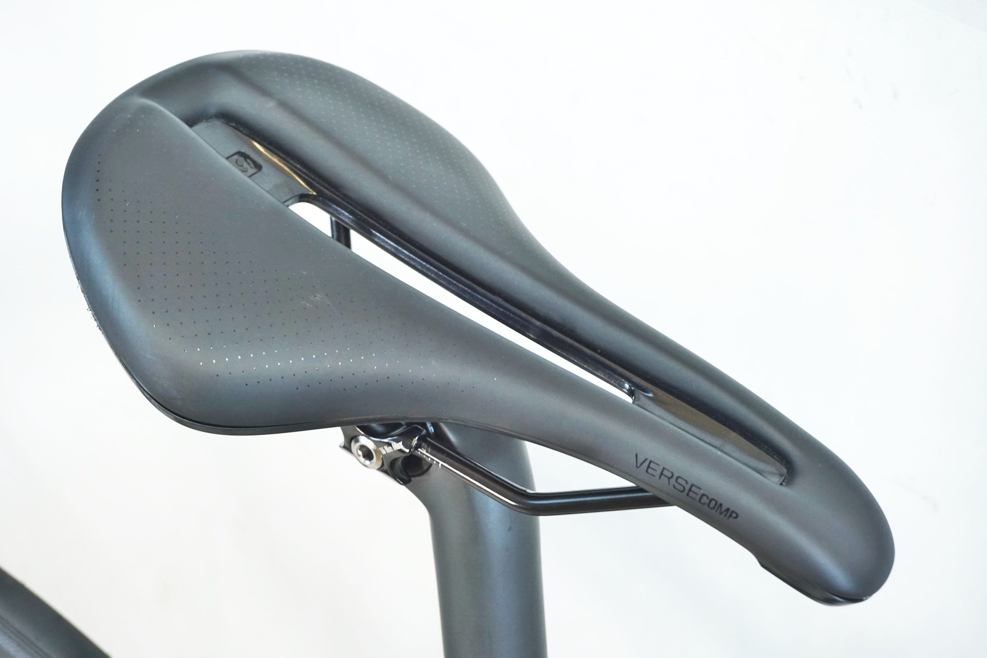 TREK 「トレック」 EMONDA SL 5 2023年モデル ロードバイク / 有明ガーデン店
